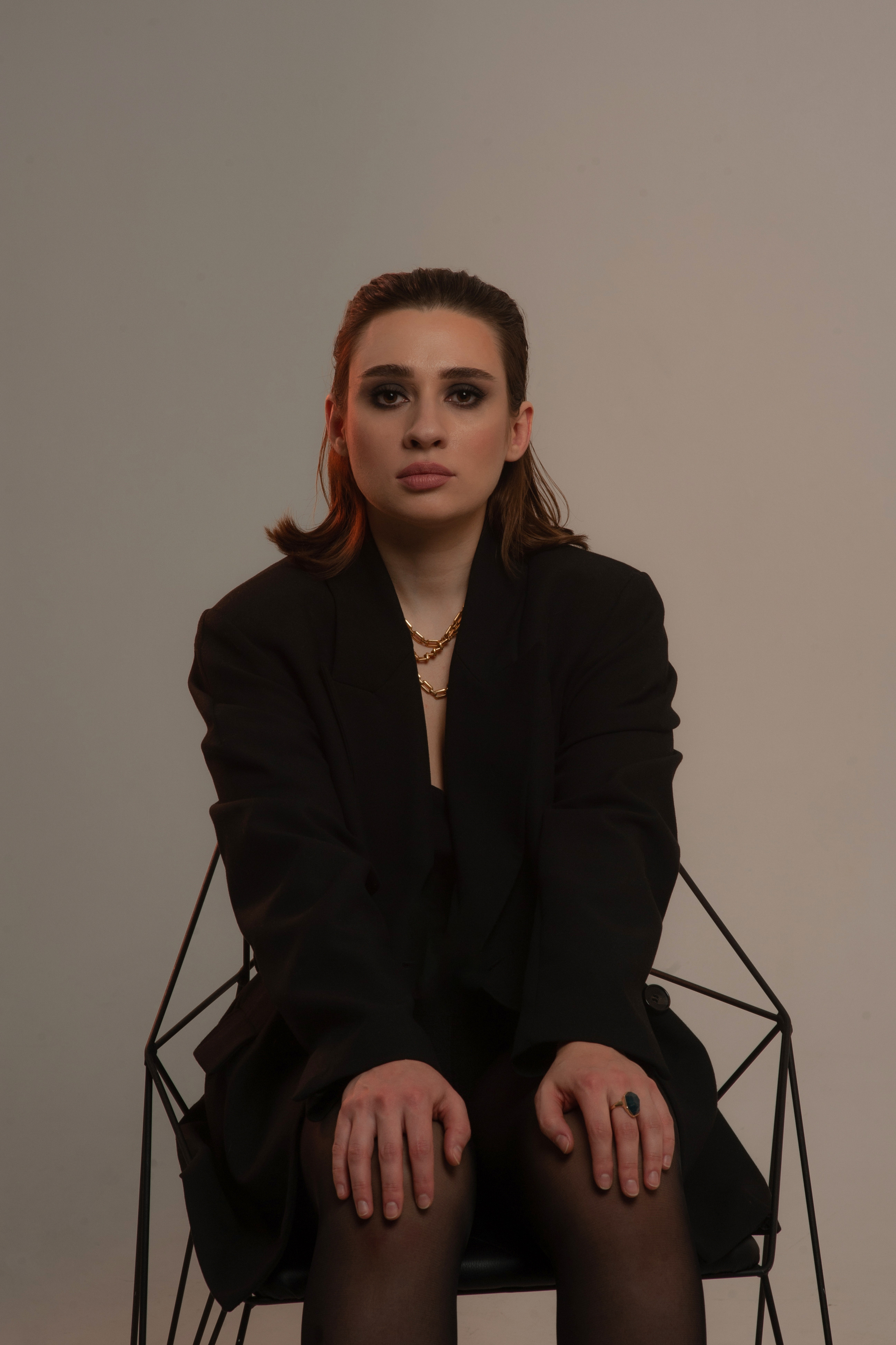 Студийная портретная фотосессия девушки. Фотограф Нижневартовск. Фотограф в Нижневартовске Анна Стрельцова