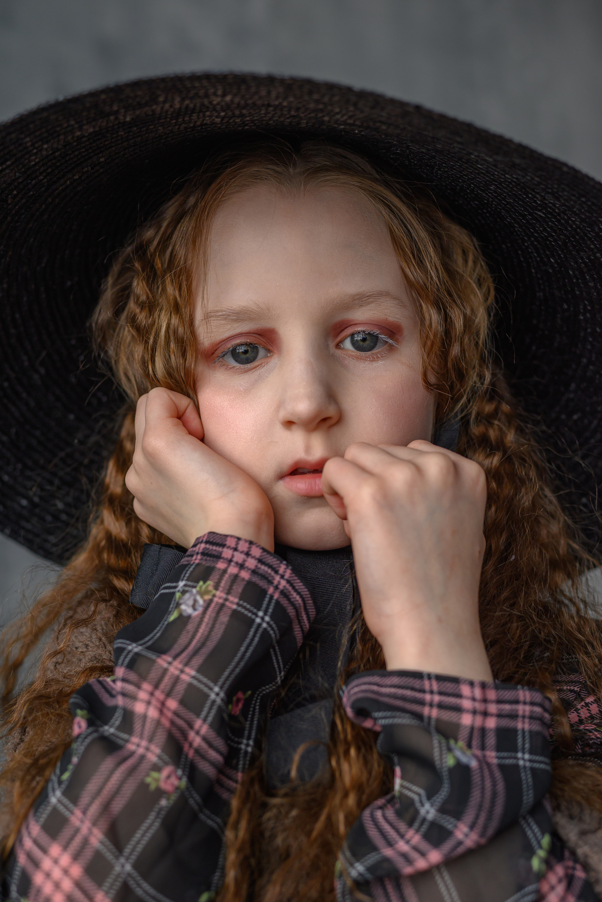 Модельное агентство INDIGO. Детский портретный Фотограф Нижневартовск. Фотограф в Нижневартовске Анна Стрельцова