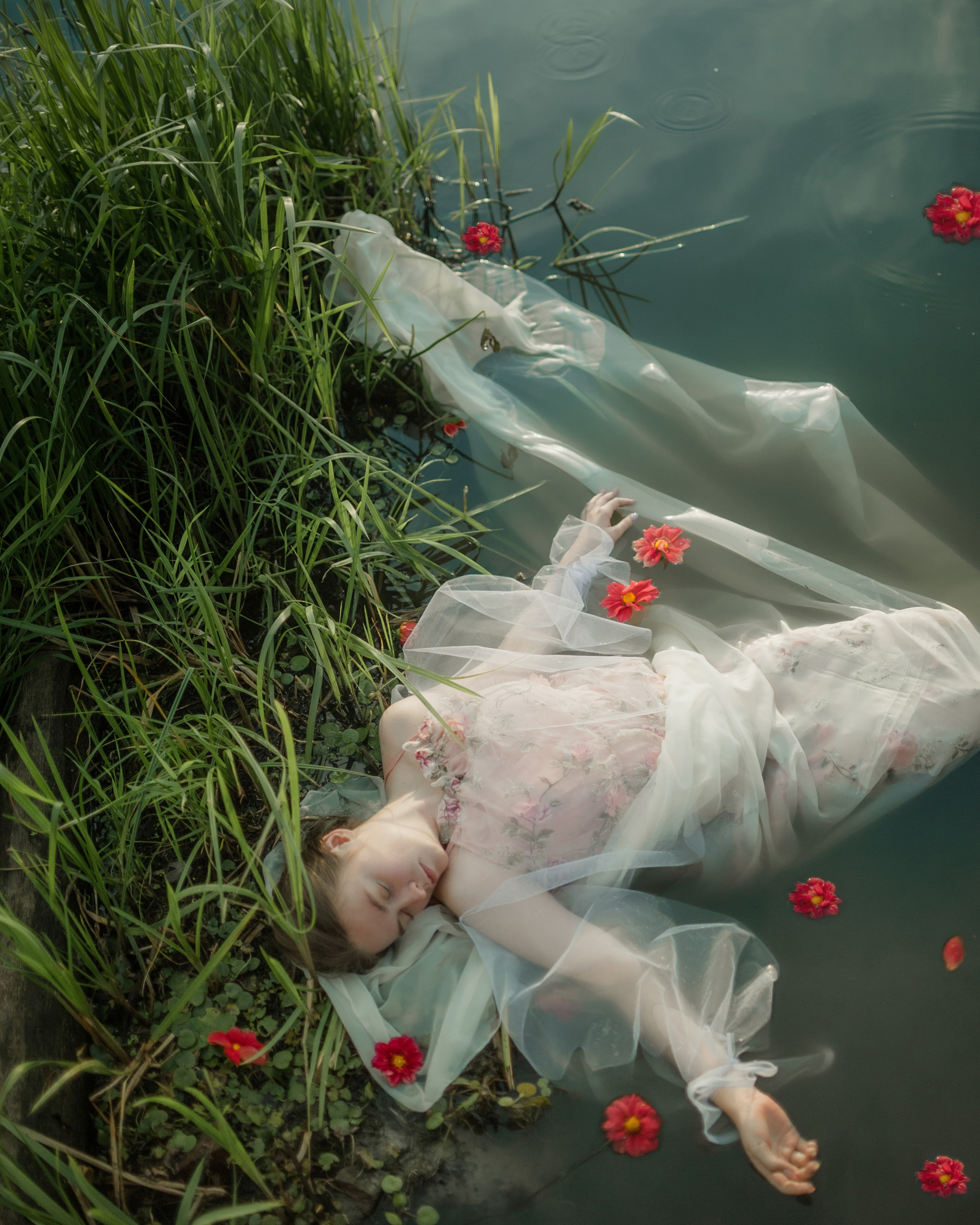 Фотография, вдохновленная картиной Милле Офелия