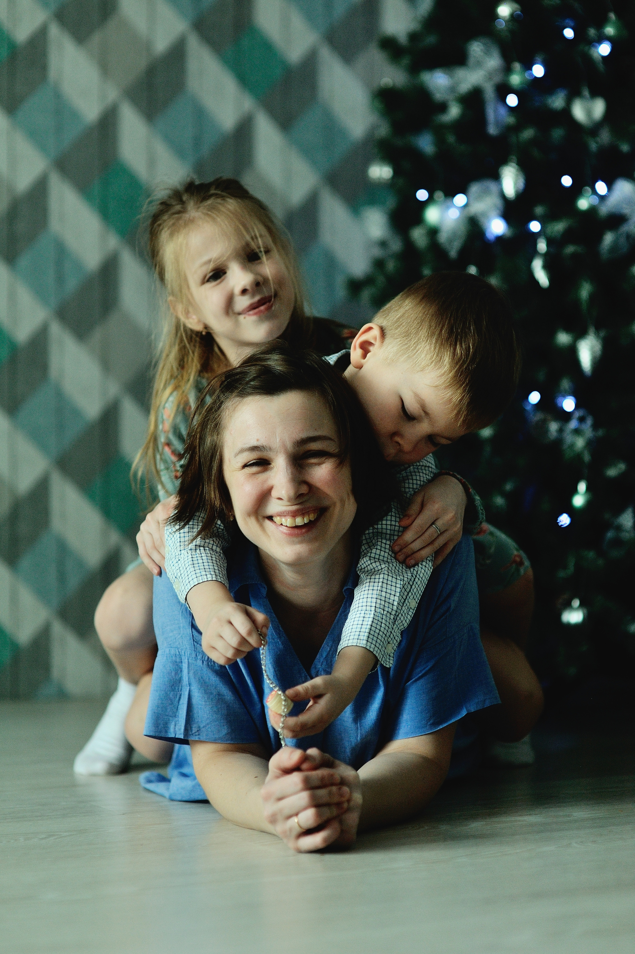 Семейная новогодняя фотосессия. Фотограф Нижневартовск. Фотограф в Нижневартовске Анна Стрельцова