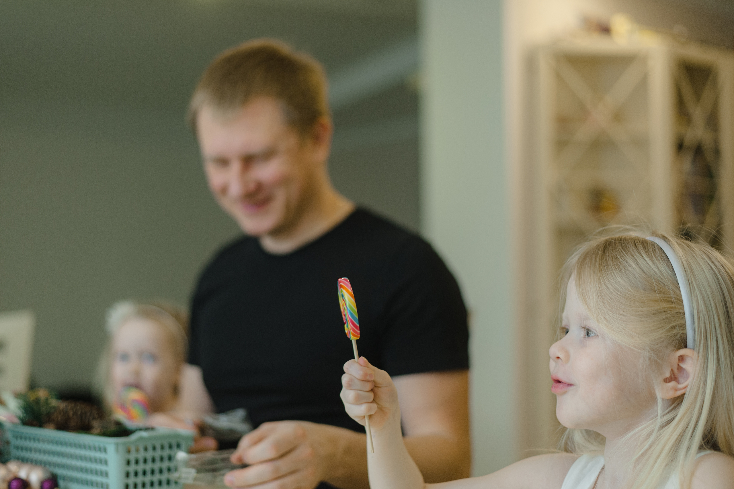 Домашняя новогодняя фотосессия семьи. Фотограф Нижневартовск. Фотограф в Нижневартовске Анна Стрельцова