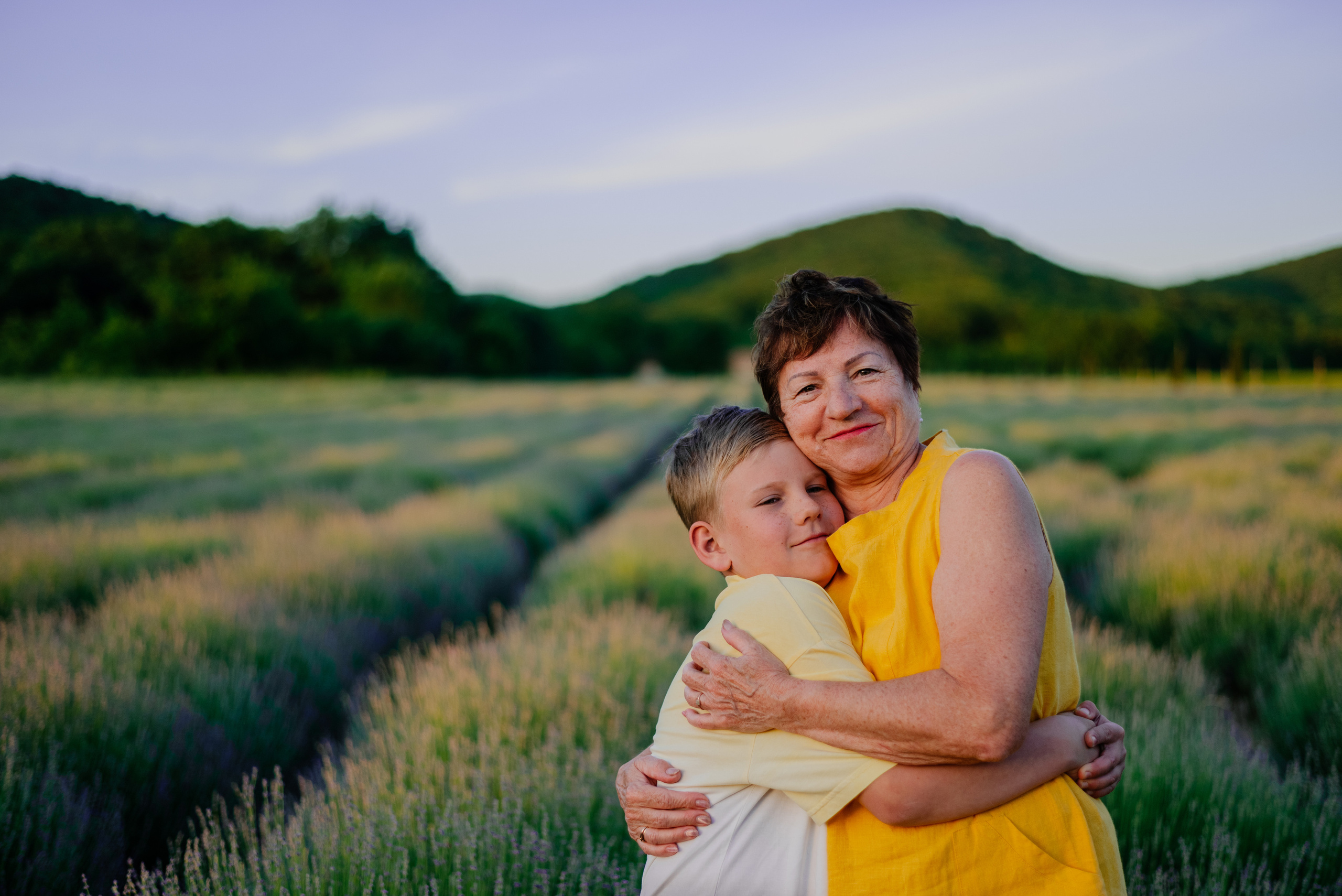 Большая семья в лаванде. Фотограф Нижневартовск. Фотограф в Нижневартовске Анна Стрельцова