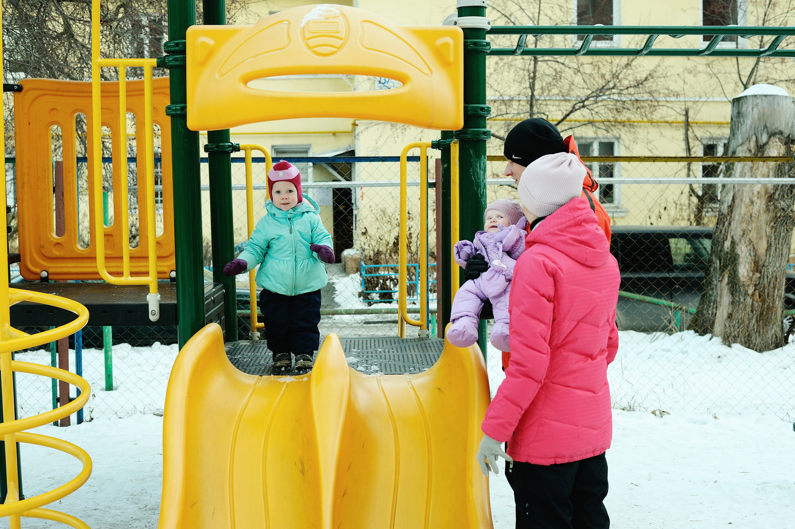 Фотосессия первой прогулки малыша. Фотограф Нижневартовск. Фотограф в Нижневартовске Анна Стрельцова