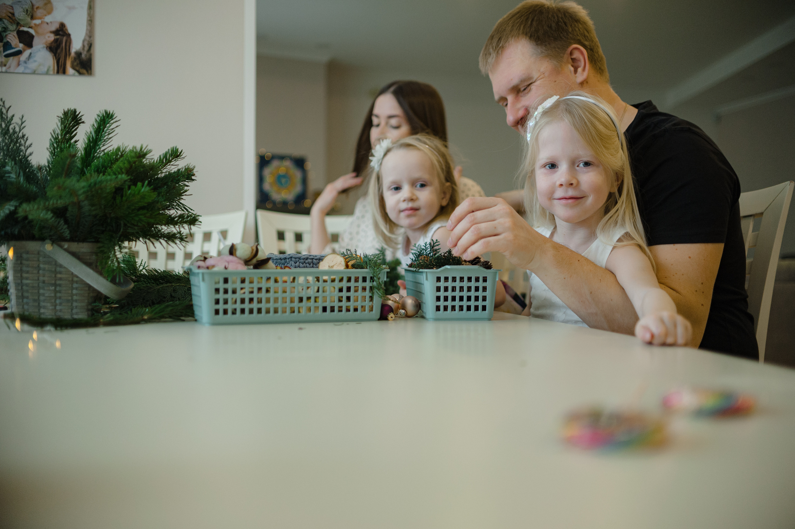 Домашняя новогодняя фотосессия семьи. Фотограф Нижневартовск. Фотограф в Нижневартовске Анна Стрельцова