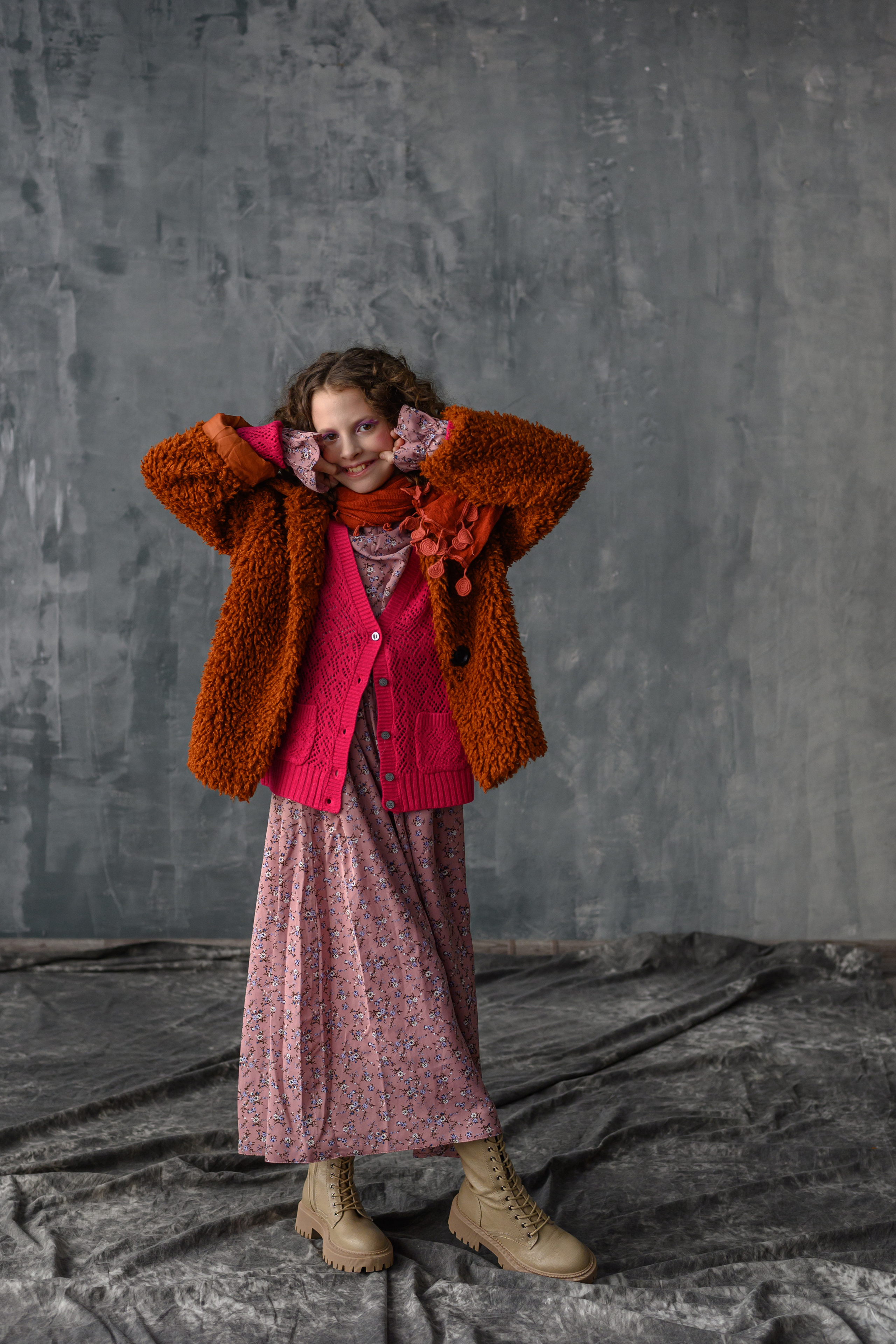 Модельное агентство INDIGO. Детский портретный Фотограф Нижневартовск. Фотограф в Нижневартовске Анна Стрельцова