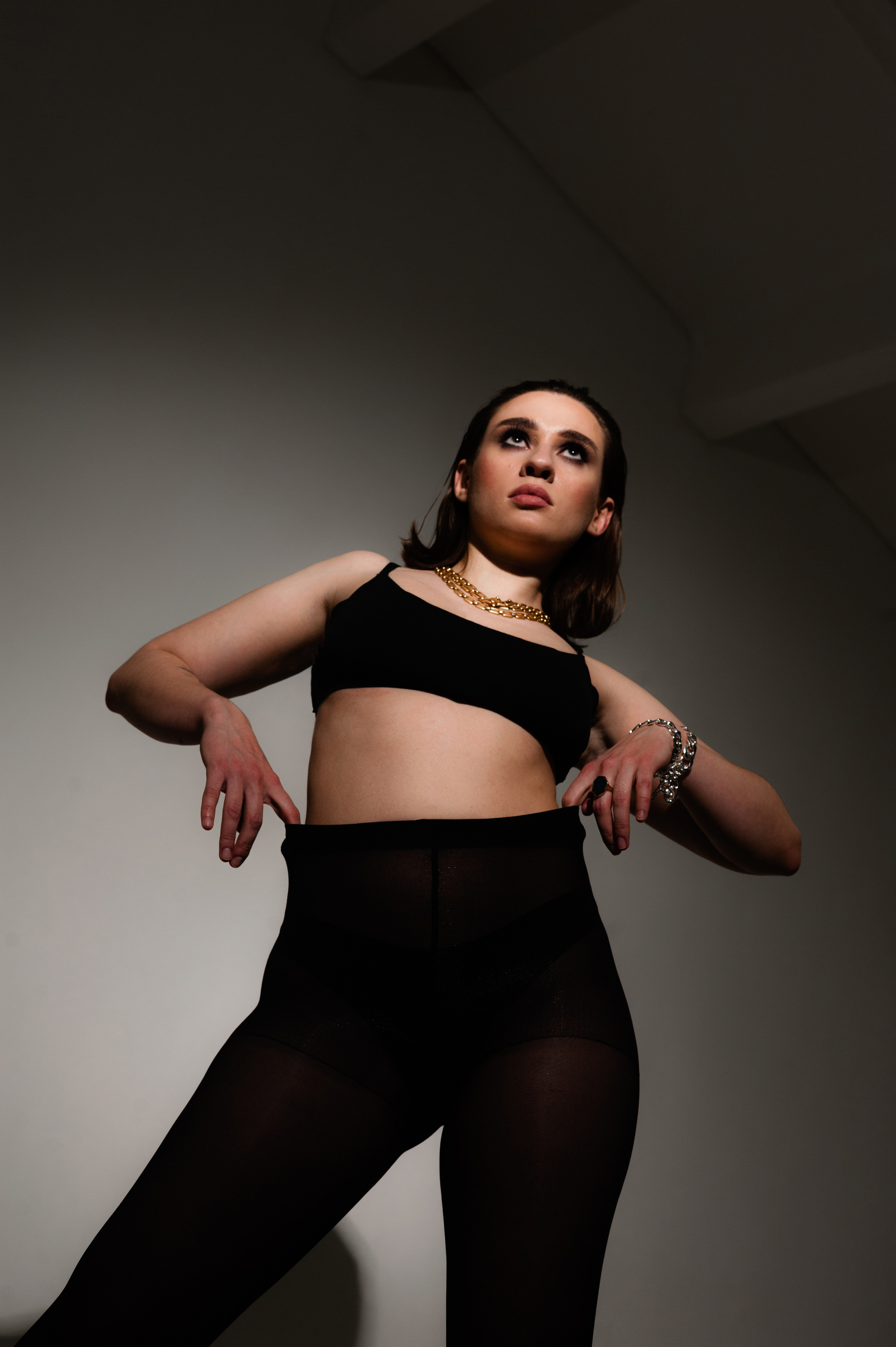 Студийная портретная фотосессия девушки. Фотограф Нижневартовск. Фотограф в Нижневартовске Анна Стрельцова