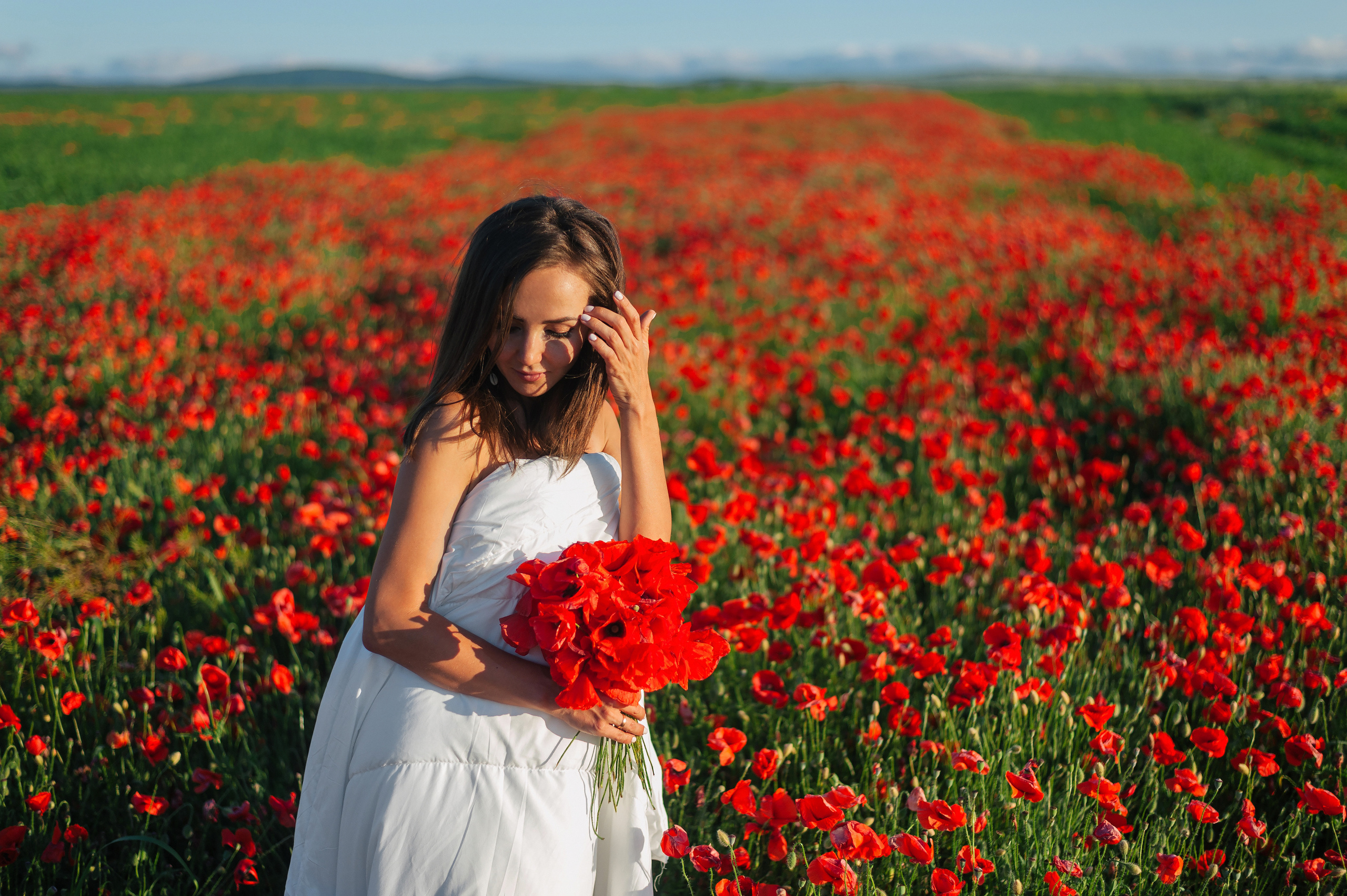 Love story в маках. Фотограф Нижневартовск. Фотограф в Нижневартовске Анна Стрельцова