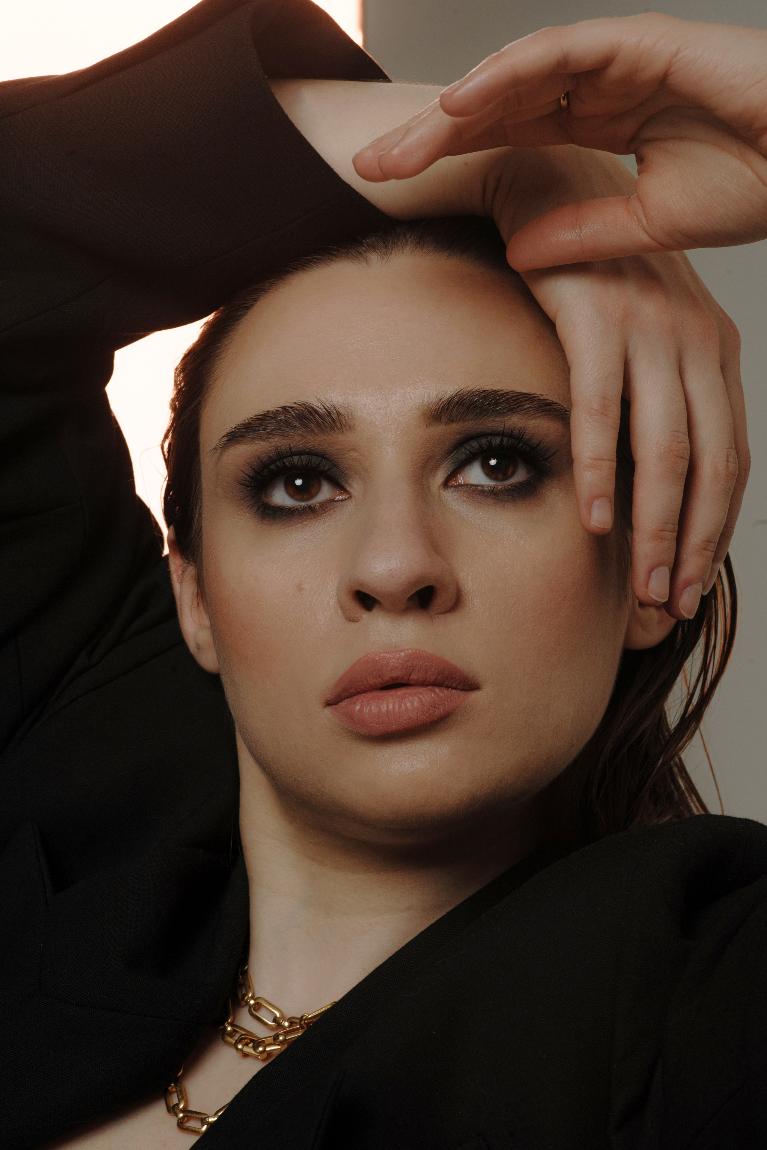 Студийная портретная фотосессия девушки. Фотограф Нижневартовск. Фотограф в Нижневартовске Анна Стрельцова