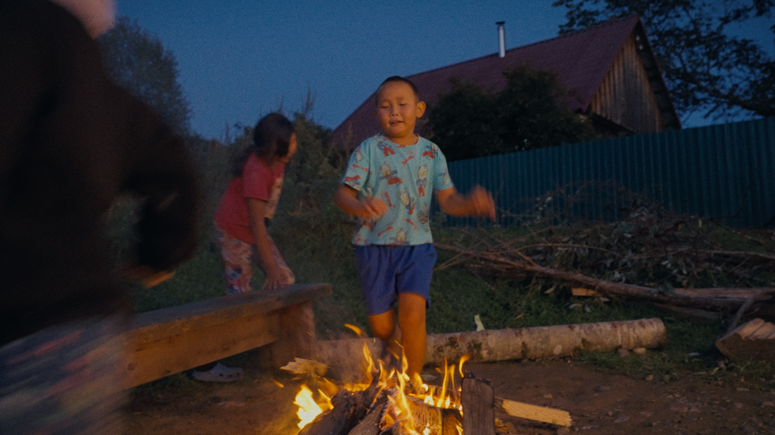 Три сестры (documentary). Цветокоррекция видео онлайн Иван Сержанов