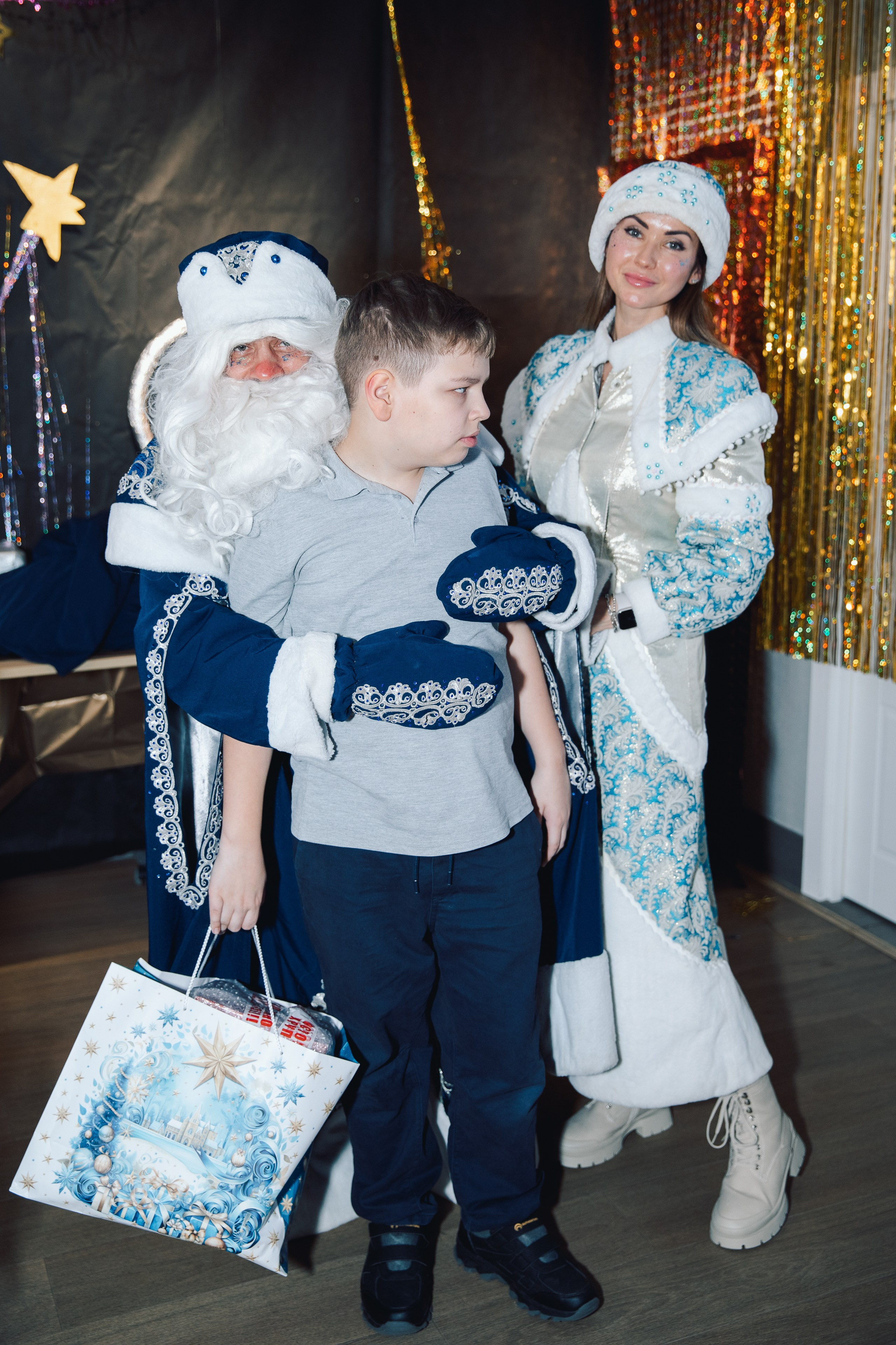 23.12 Особенная елка для фонда «Мы тоже тут». Фотограф в Санкт-Петербурге Алена Сертакова