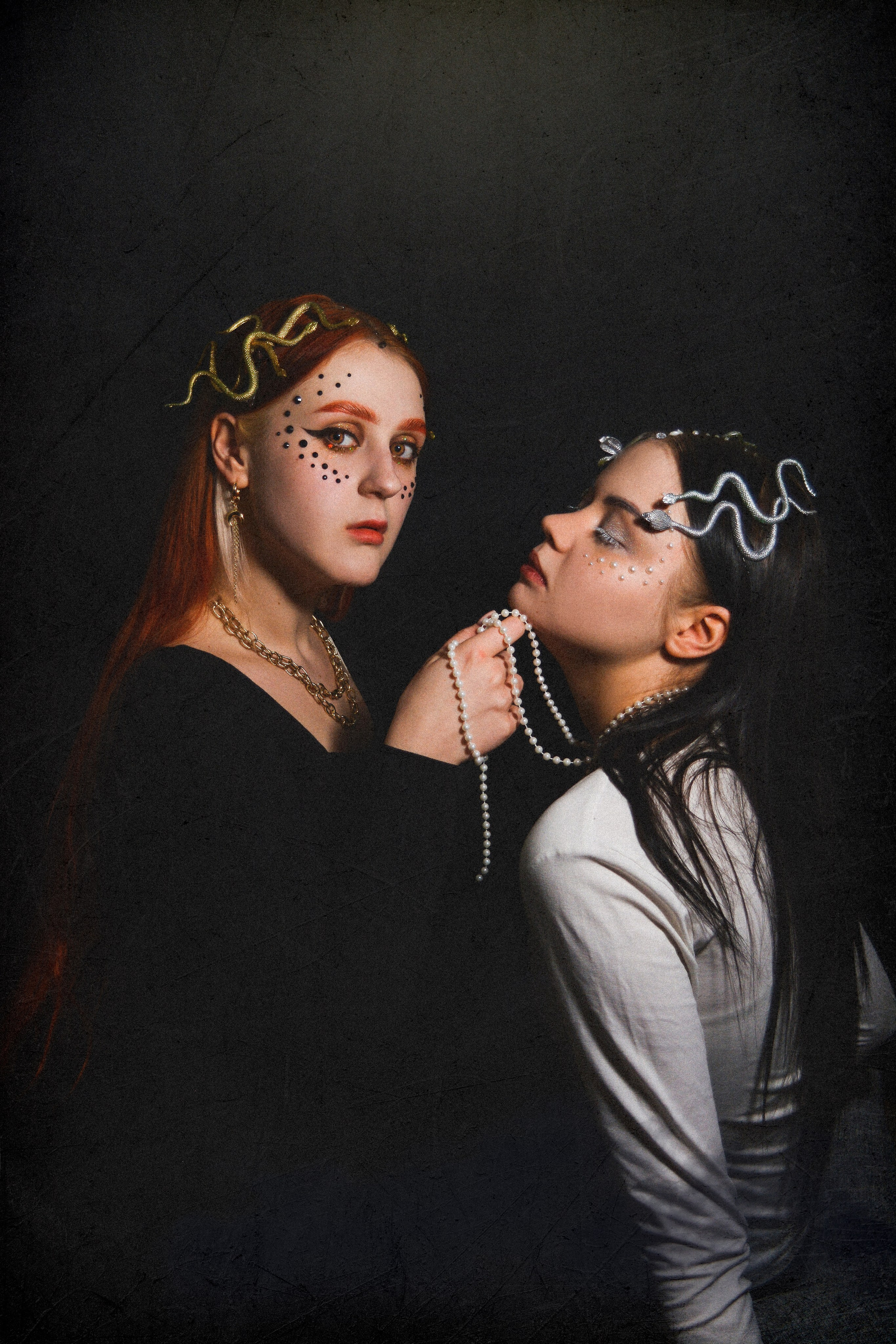 Snakes. Vcut studio| Фотограф Валерия Мустаева