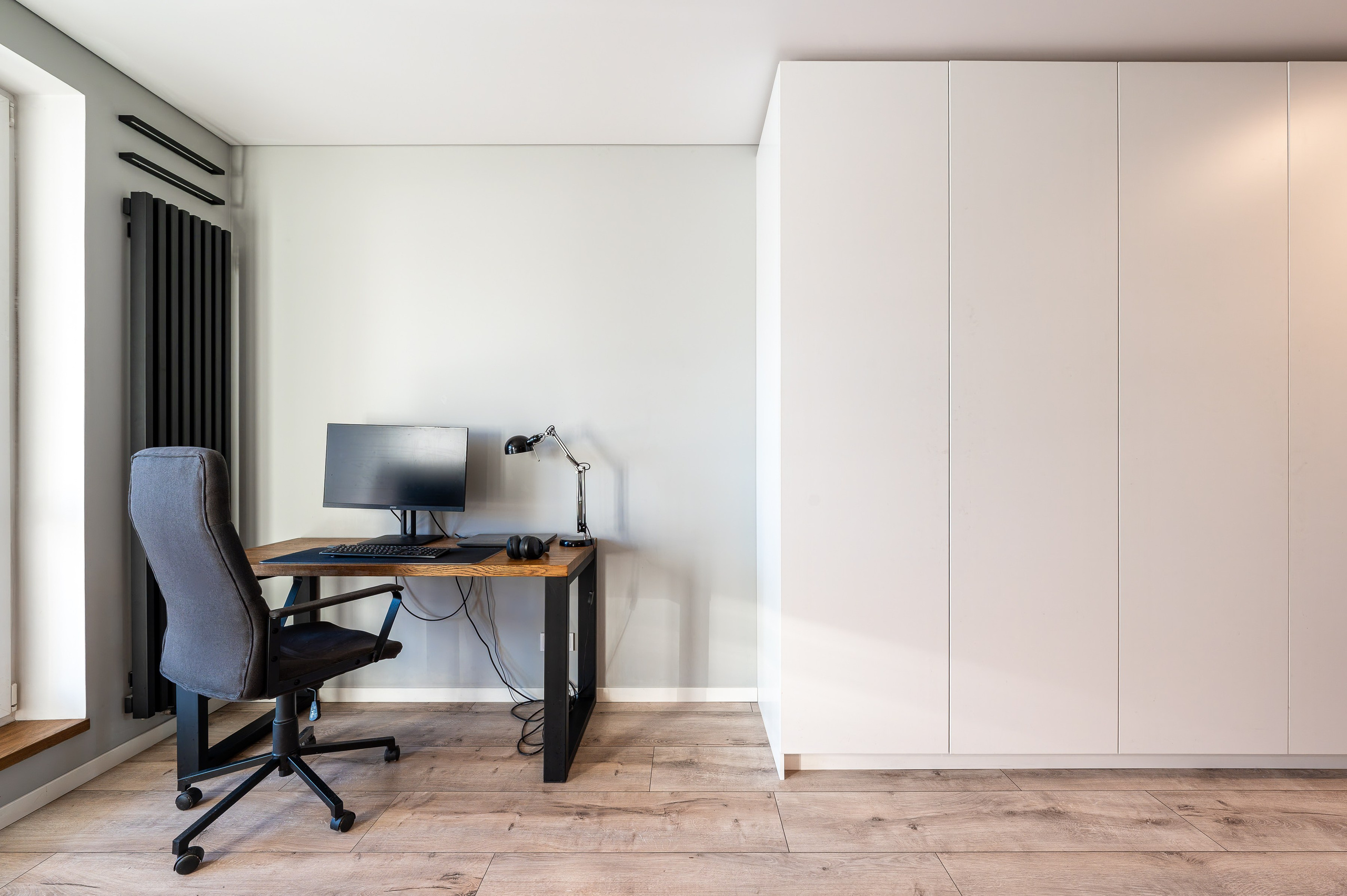 Студия на продажу, Лиговский пр-т. Интерьерный фотограф. Фото- видеосъемка недвижимости Санкт-Петербург