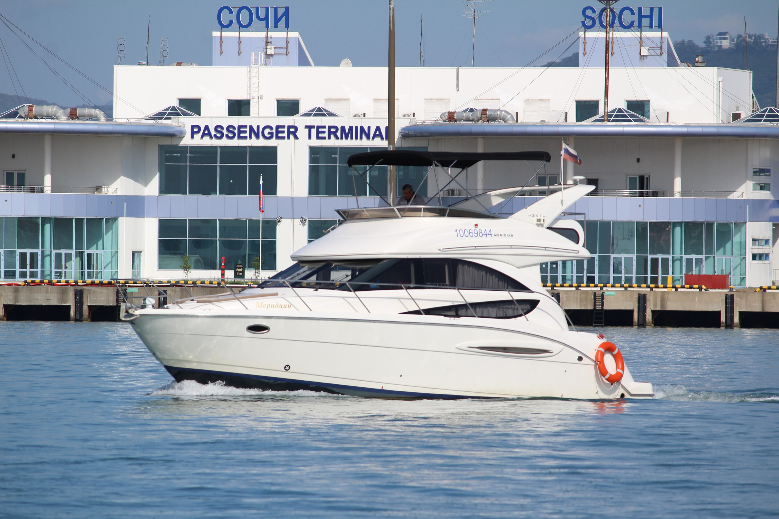 Яхта Меридиан Аренда Яхты в Сочи Яхтанаморе YACHTNAMORE YACHTANAMORE