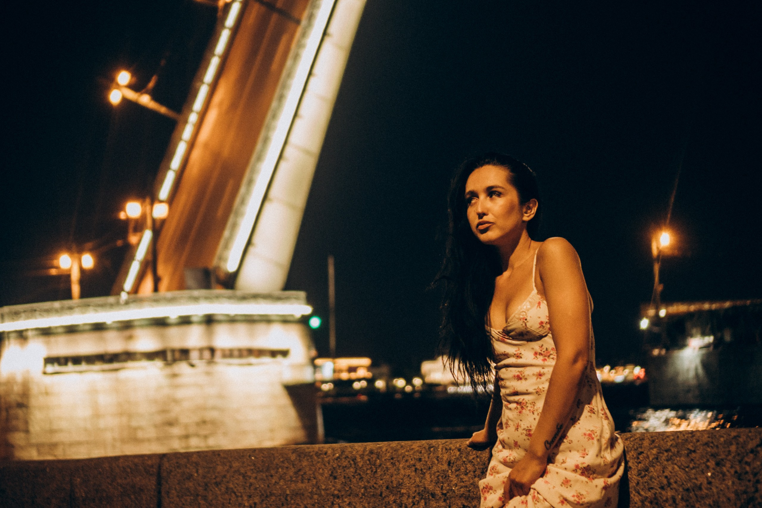 Девушки с разводными мостами. Профессиональный фотограф, Санкт-Петербург — Виктория Богомолова