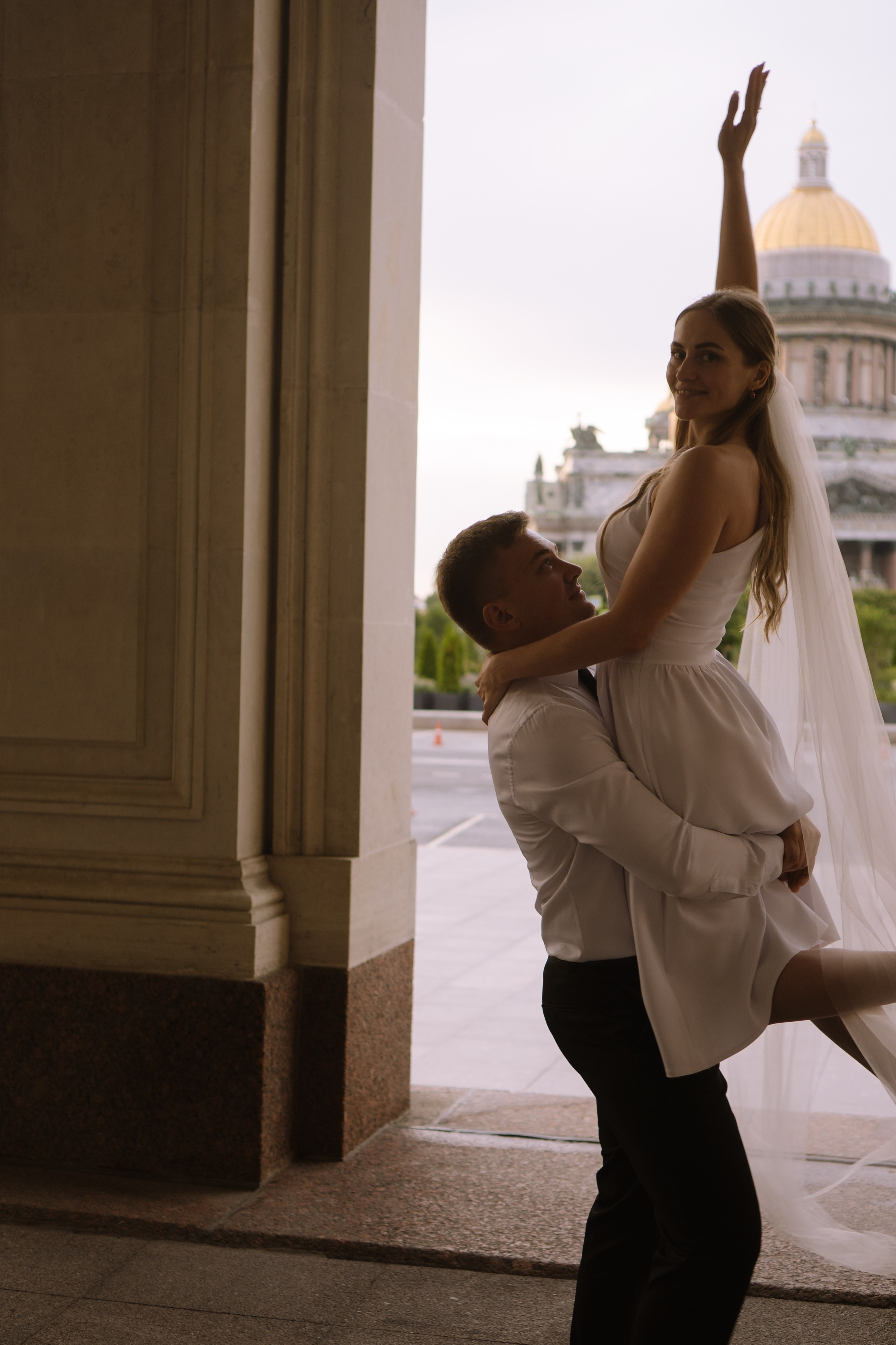 СВАДЕБНАЯ СЬЕМКА С ИСАКИЕВСКИМ СОБОРОМ, АСТОРИЯ И ЗАКОНОДАТЕЛЬНОЕ СОБРАНИЕ. Профессиональный фотограф, Санкт-Петербург — Виктория Богомолова