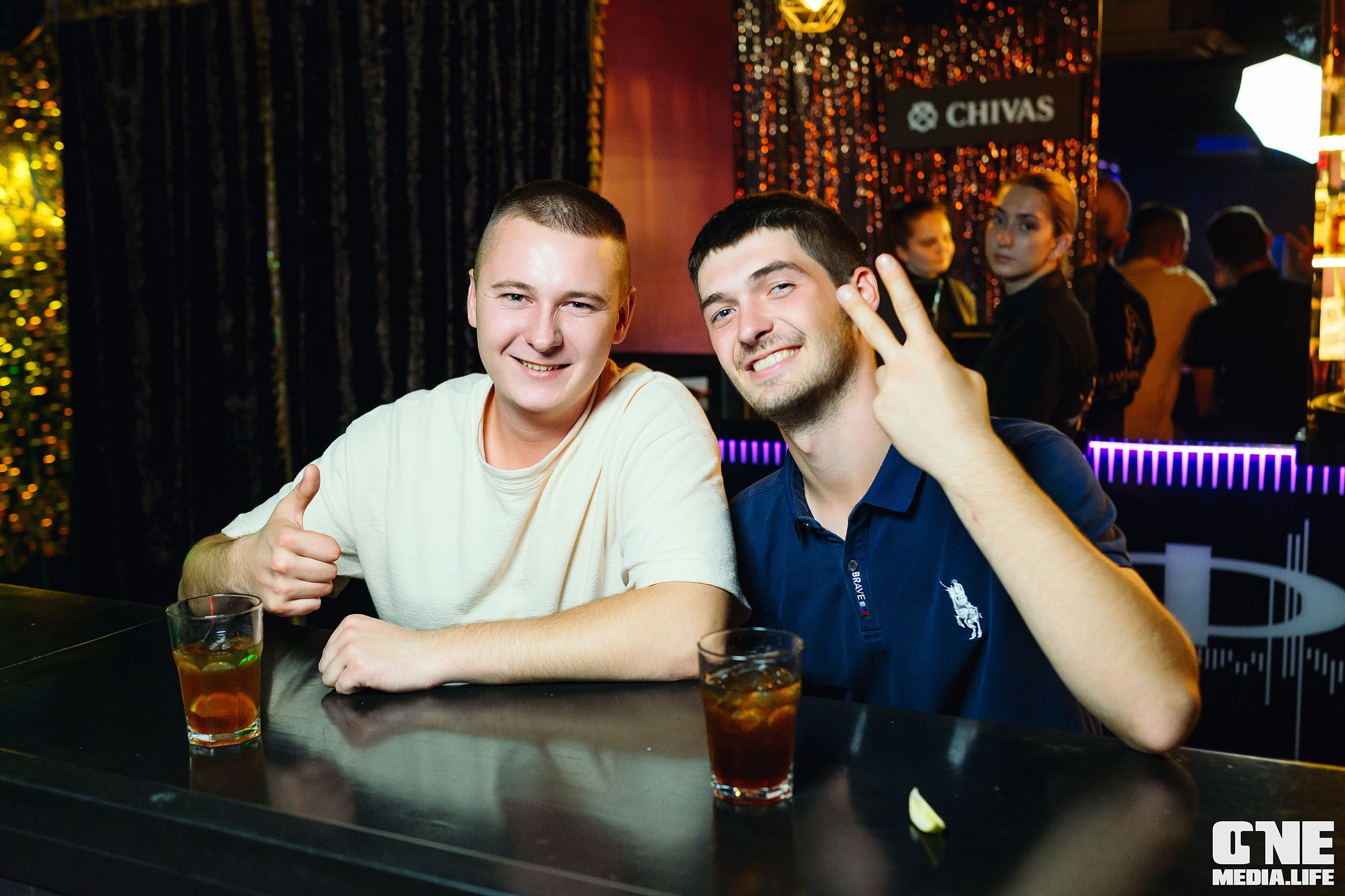 Фоторепортаж из караоке-клуба Эйфория. One Media Life: фоторепортажи, фотоотчеты с мероприятий и заведений