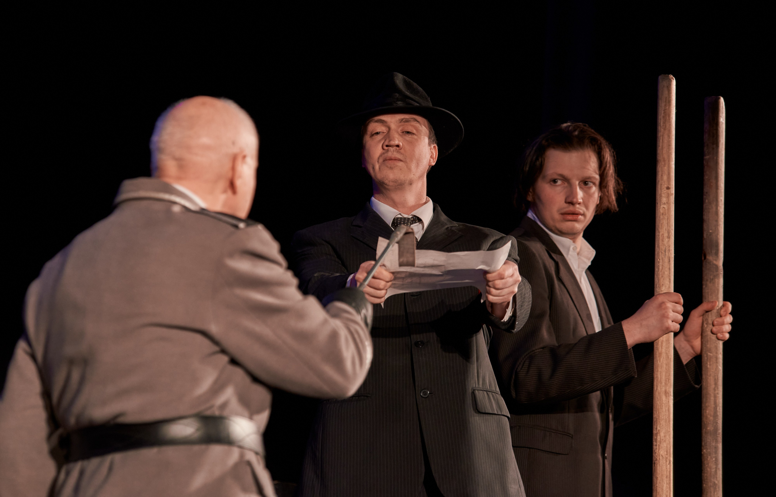 Спектакль Молодая Гвардия. Свадебный фотограф и видеооператор Андрей Любовинин