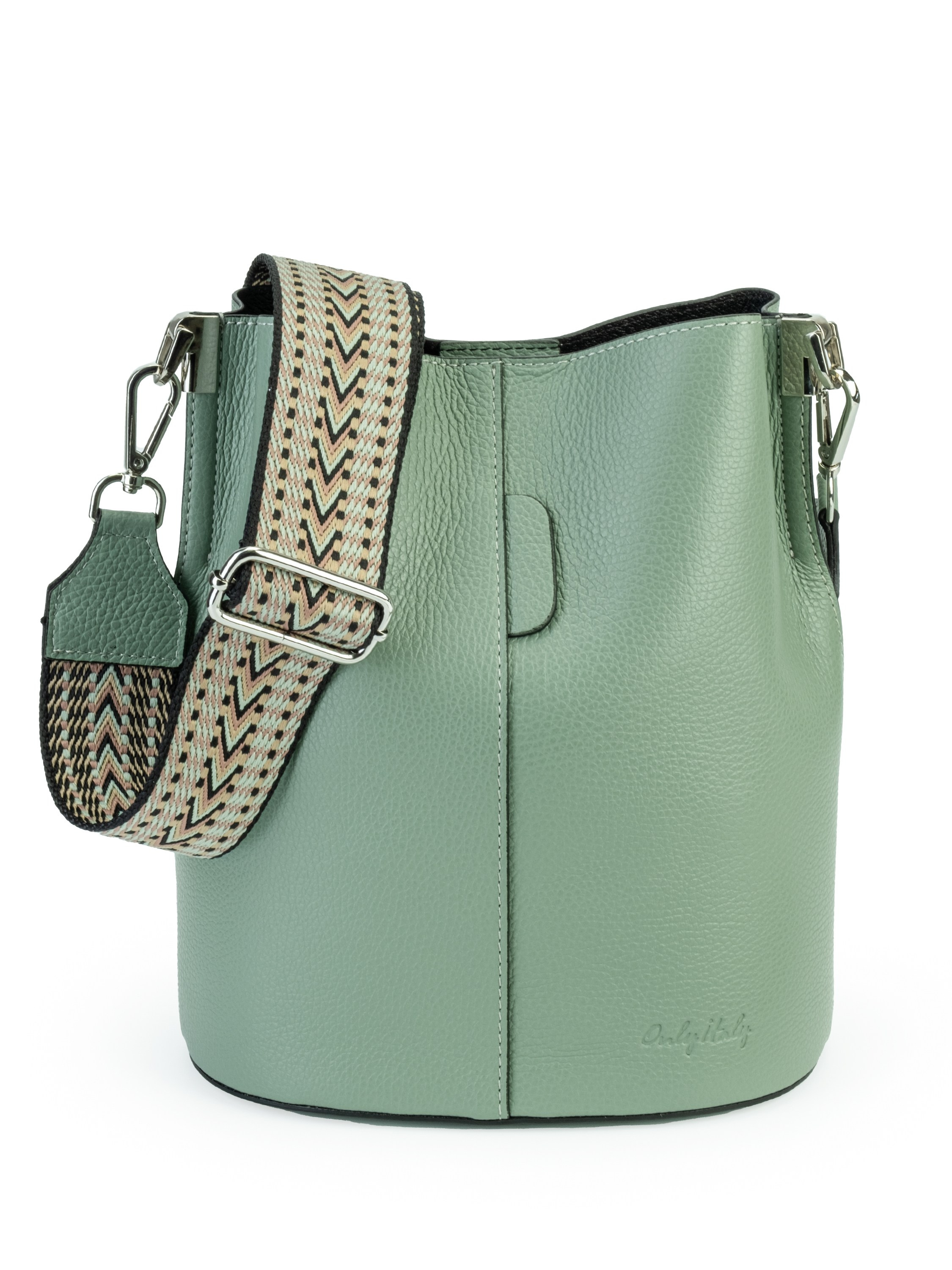 Предметная съёмка для маркетплейсов | Сумки. Предметный фотограф в Симферополе Антон Катунин