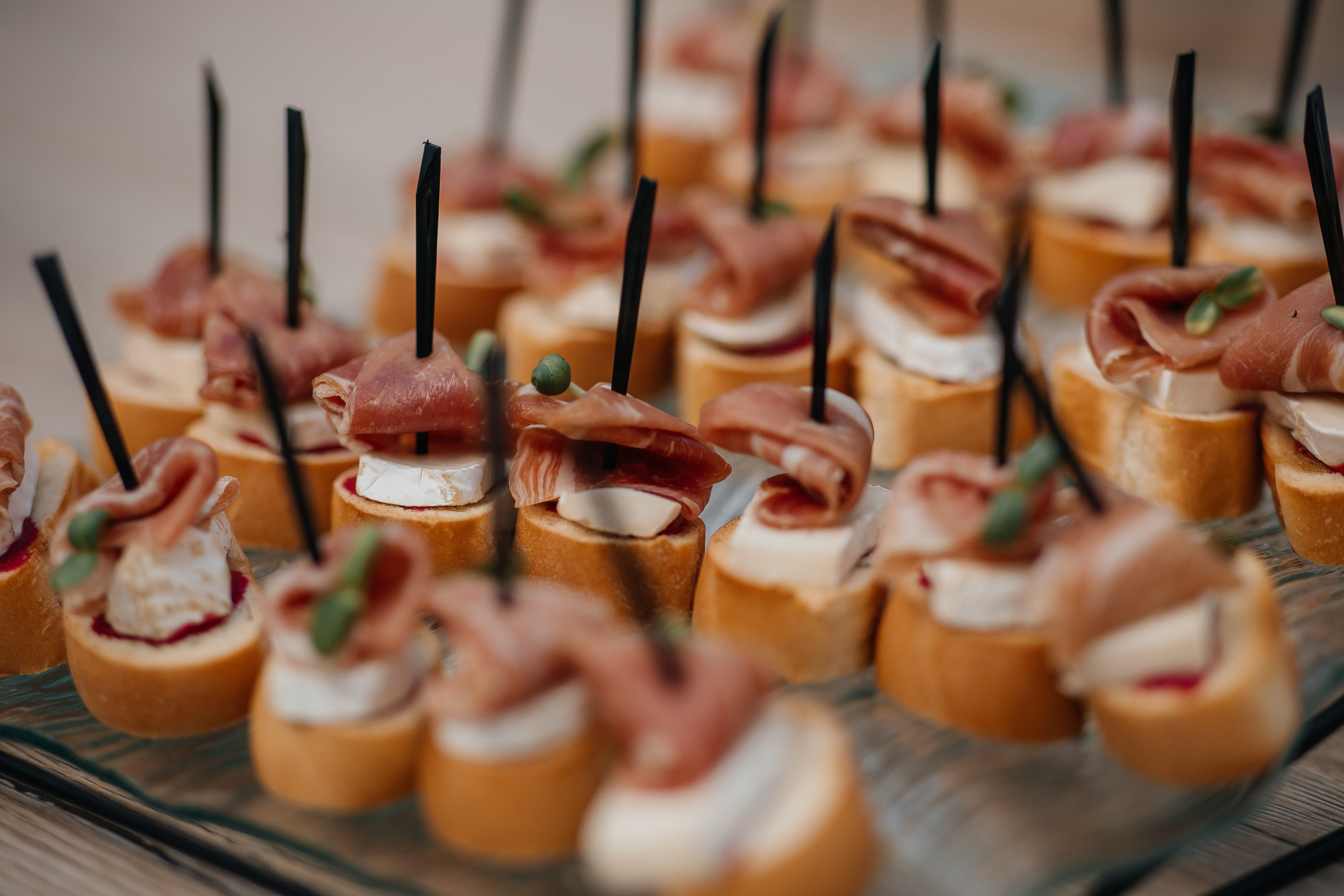 Илья и Инна 2025 Небо. Свадебный и портретный фотограф Алина Иванова. Екатеринбург-Москва