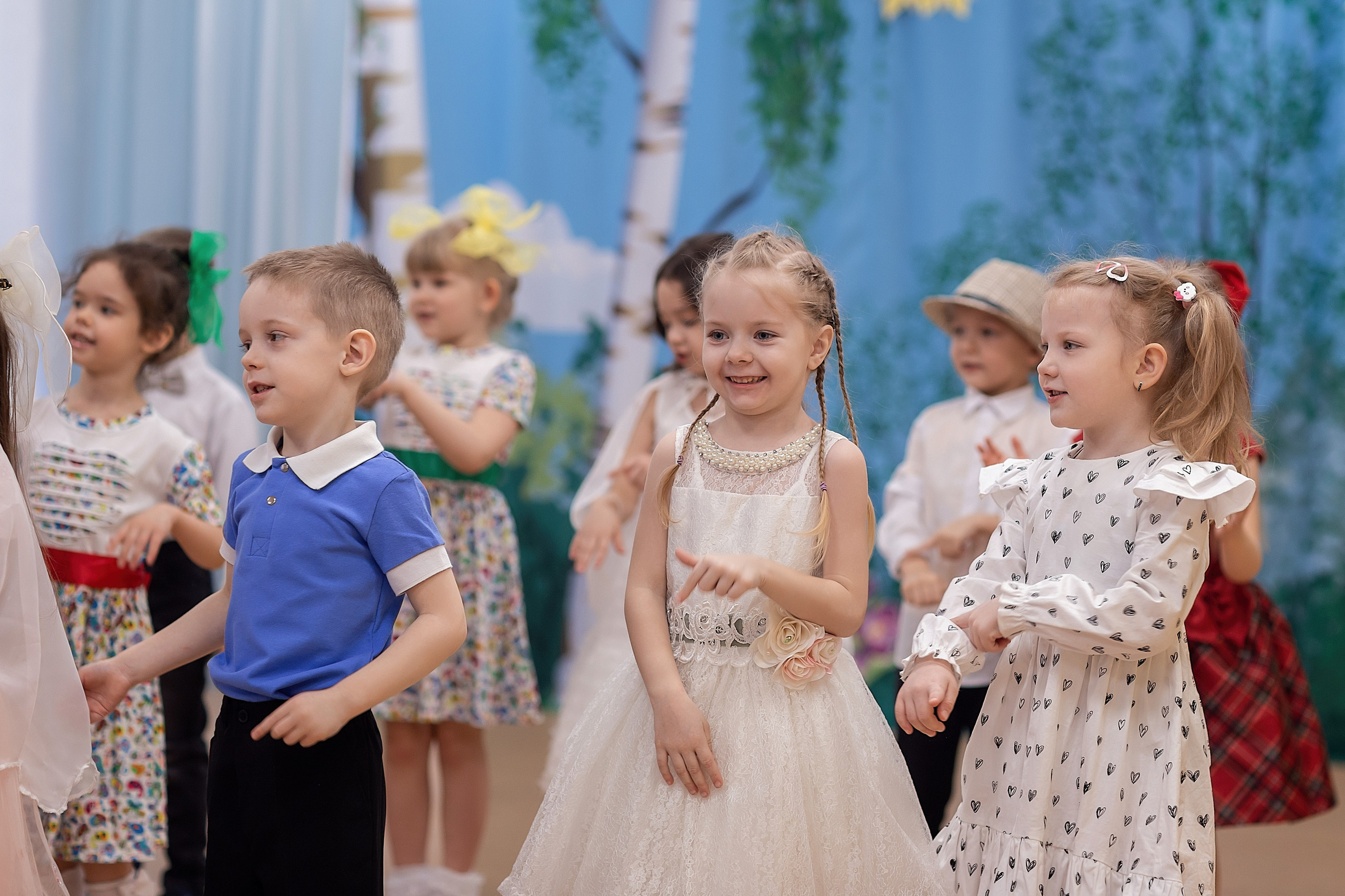 Весенний утренник_старшая группа_2025. Семейный фотограф в Санкт-Петербурге