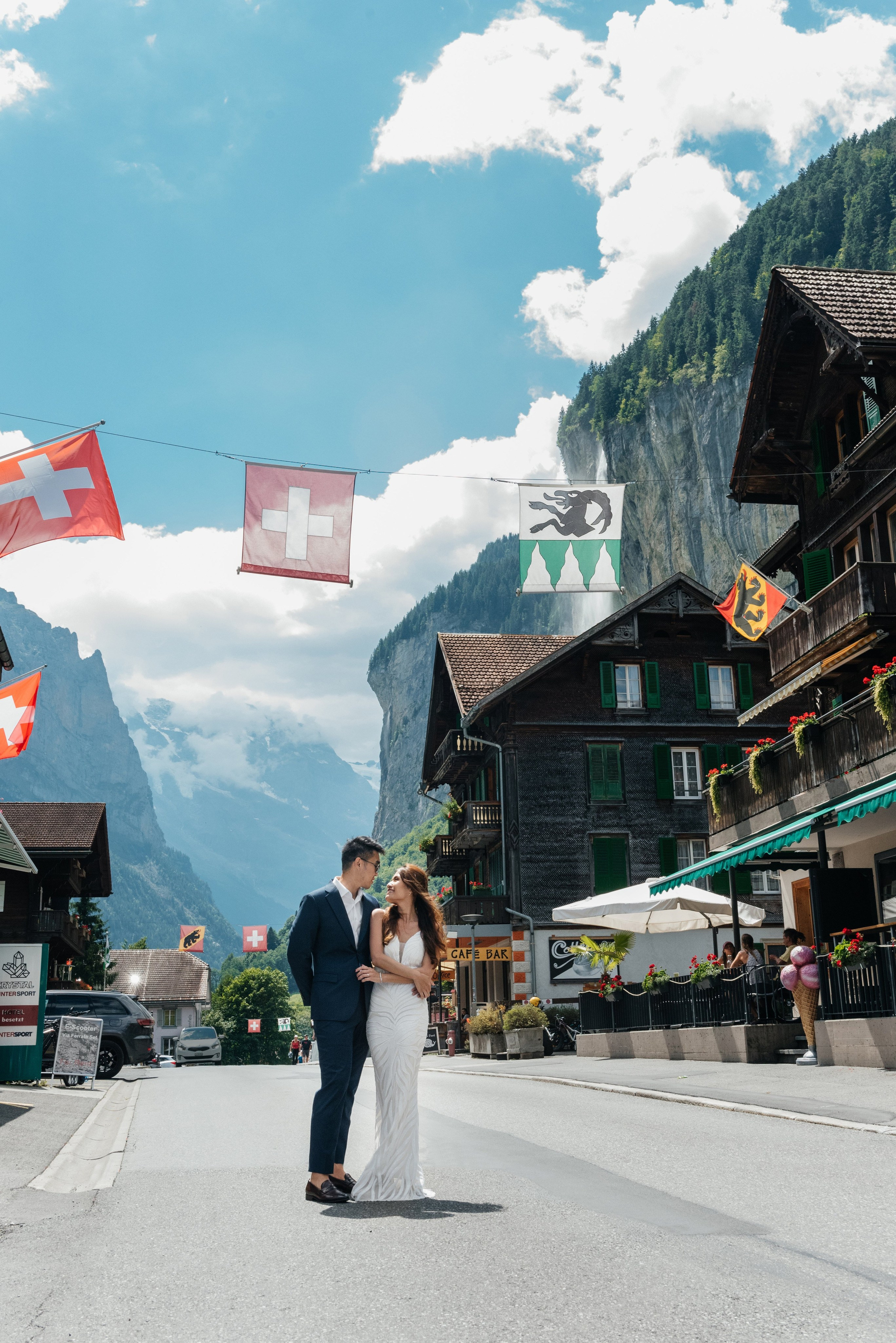 Sherlyn & Jason (Lauterbrunnen, Switzerland). Photographer in Switzerland and Europe Anna Alekseenko
