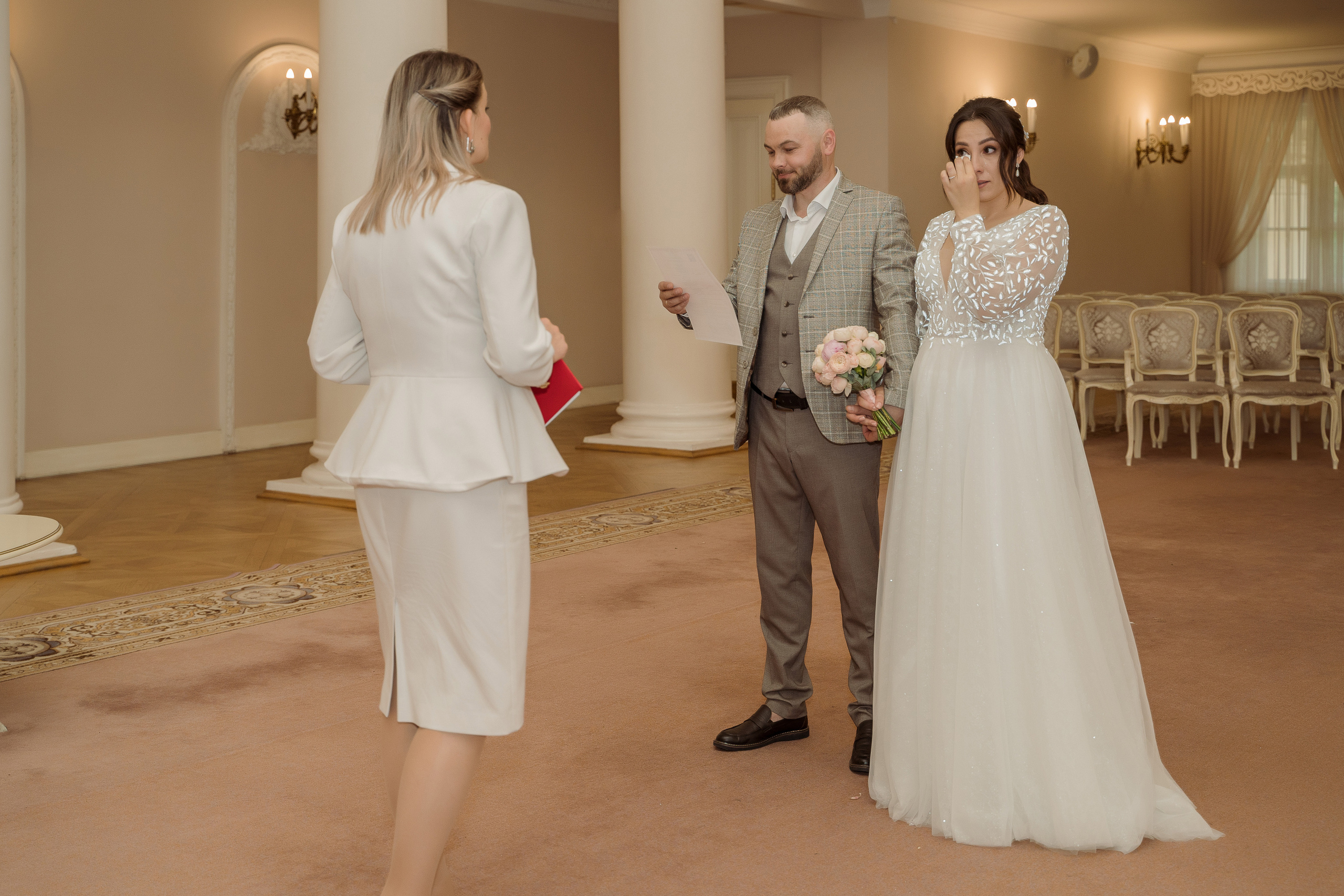 Свадьба в Пушкине. Сборы в отеле Tsar Palace. Свадебный и семейный фотограф в Пушкине и Санкт-Петербурге Мария Филиппова