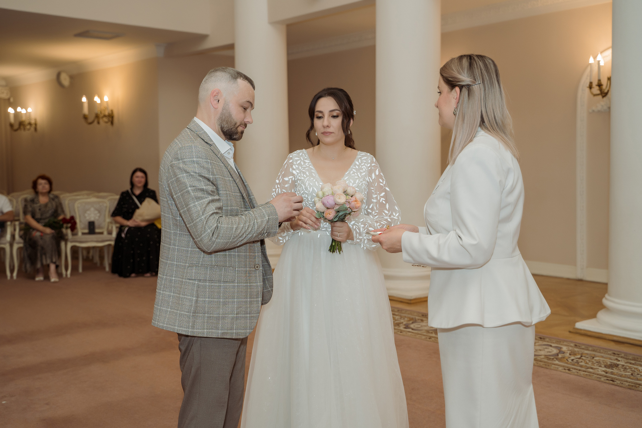 Свадьба в Пушкине. Сборы в отеле Tsar Palace. Свадебный и семейный фотограф в Пушкине и Санкт-Петербурге Мария Филиппова