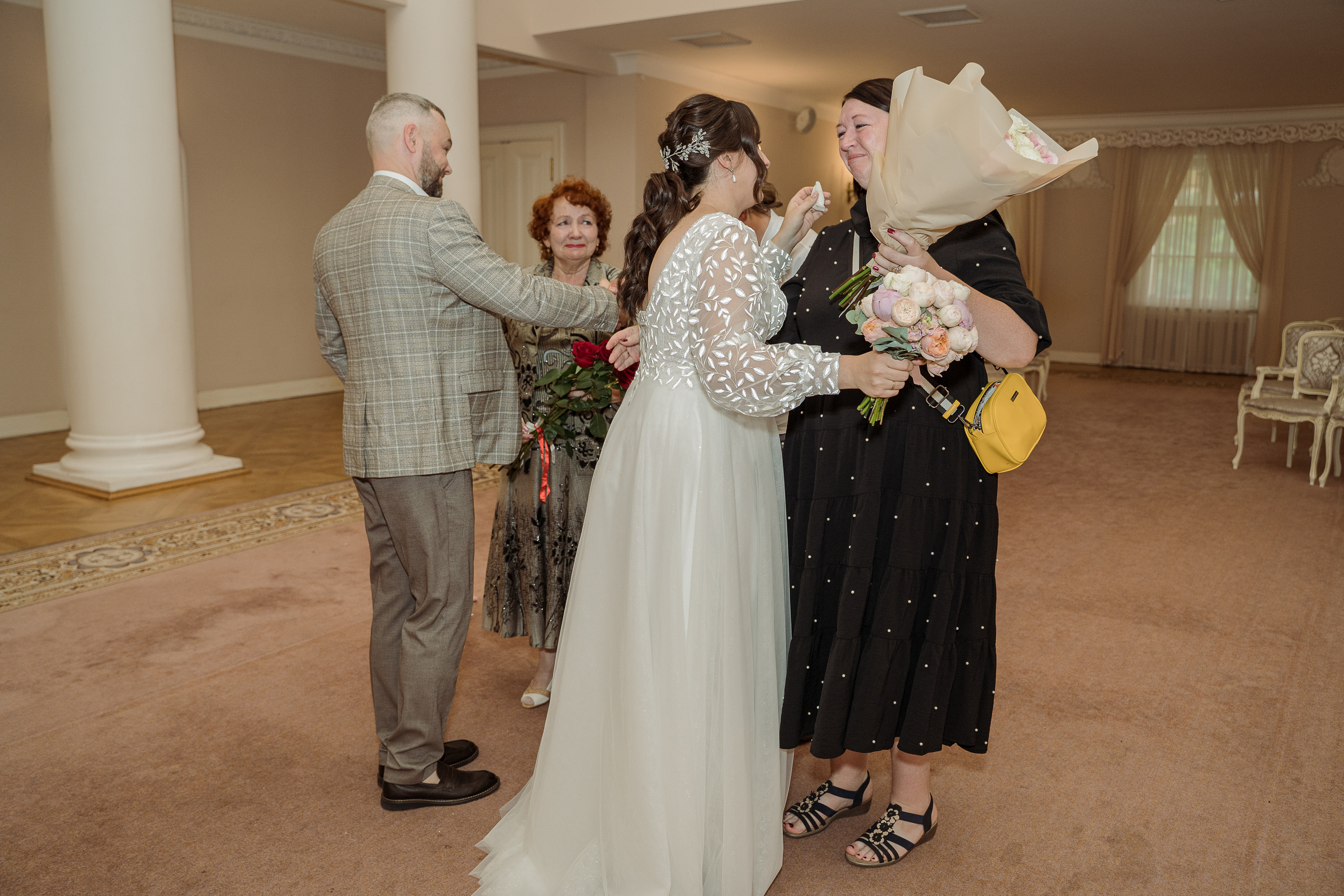 Свадьба в Пушкине. Сборы в отеле Tsar Palace. Свадебный и семейный фотограф в Пушкине и Санкт-Петербурге Мария Филиппова