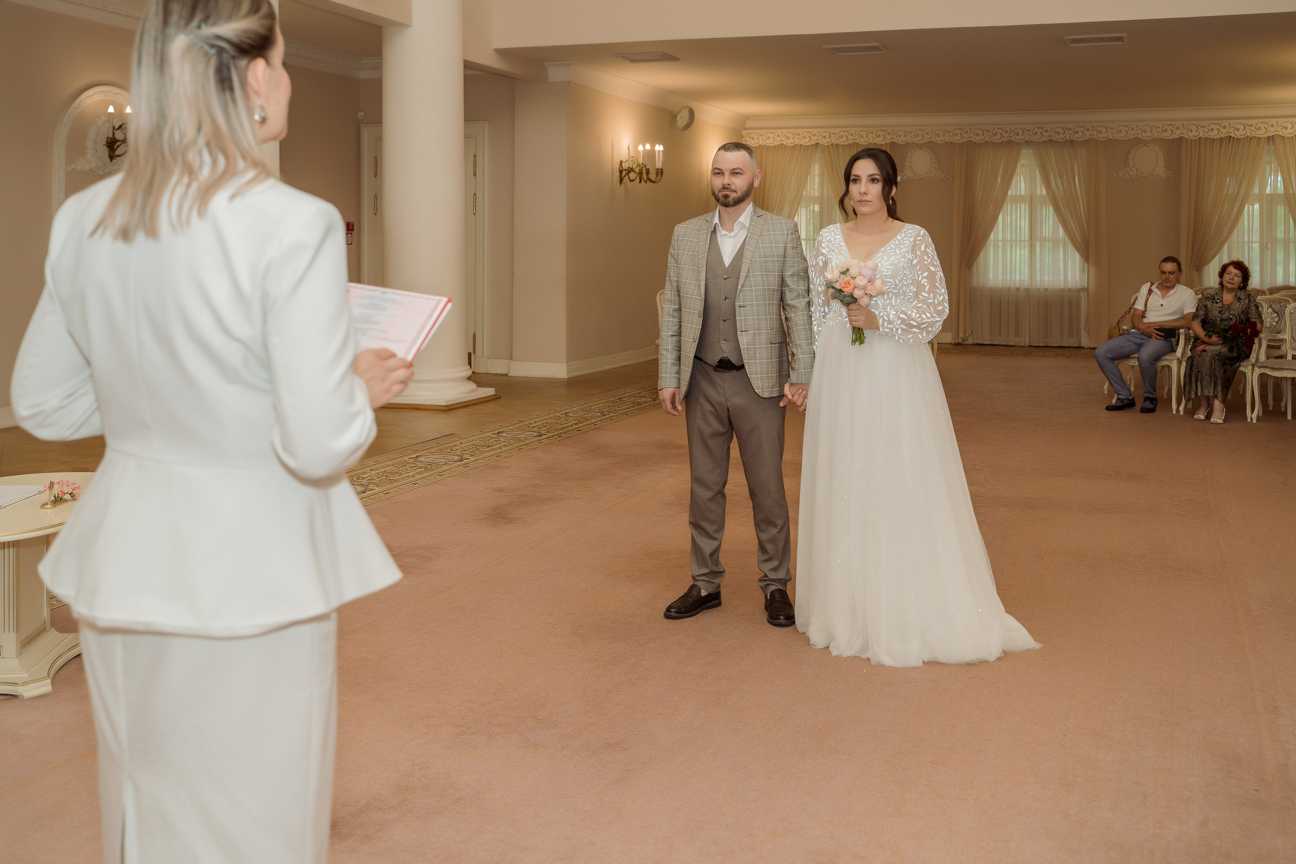 Свадьба в Пушкине. Сборы в отеле Tsar Palace. Свадебный и семейный фотограф в Пушкине и Санкт-Петербурге Мария Филиппова