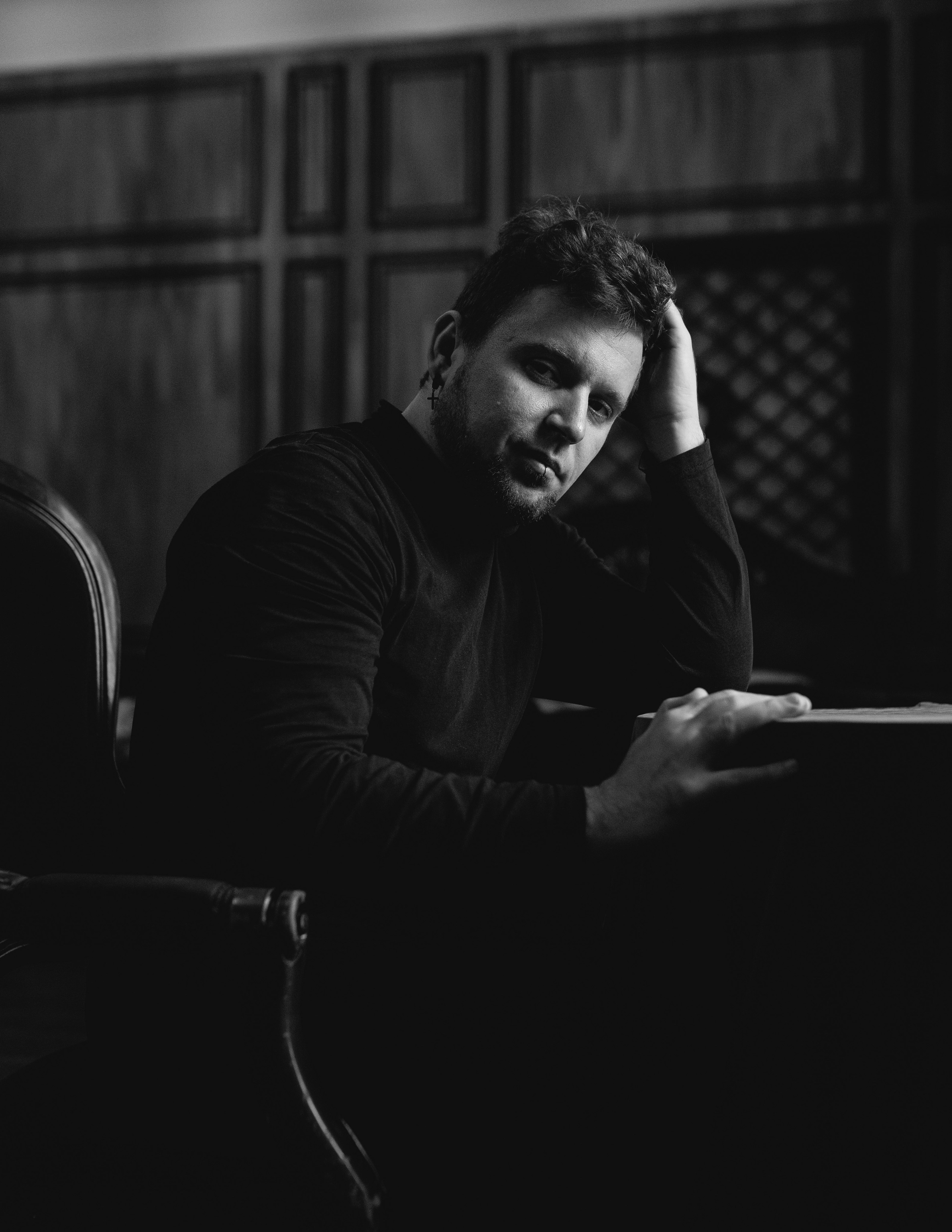 Стас. Фотосессия в Спб в студии, фотограф Панютина Марина