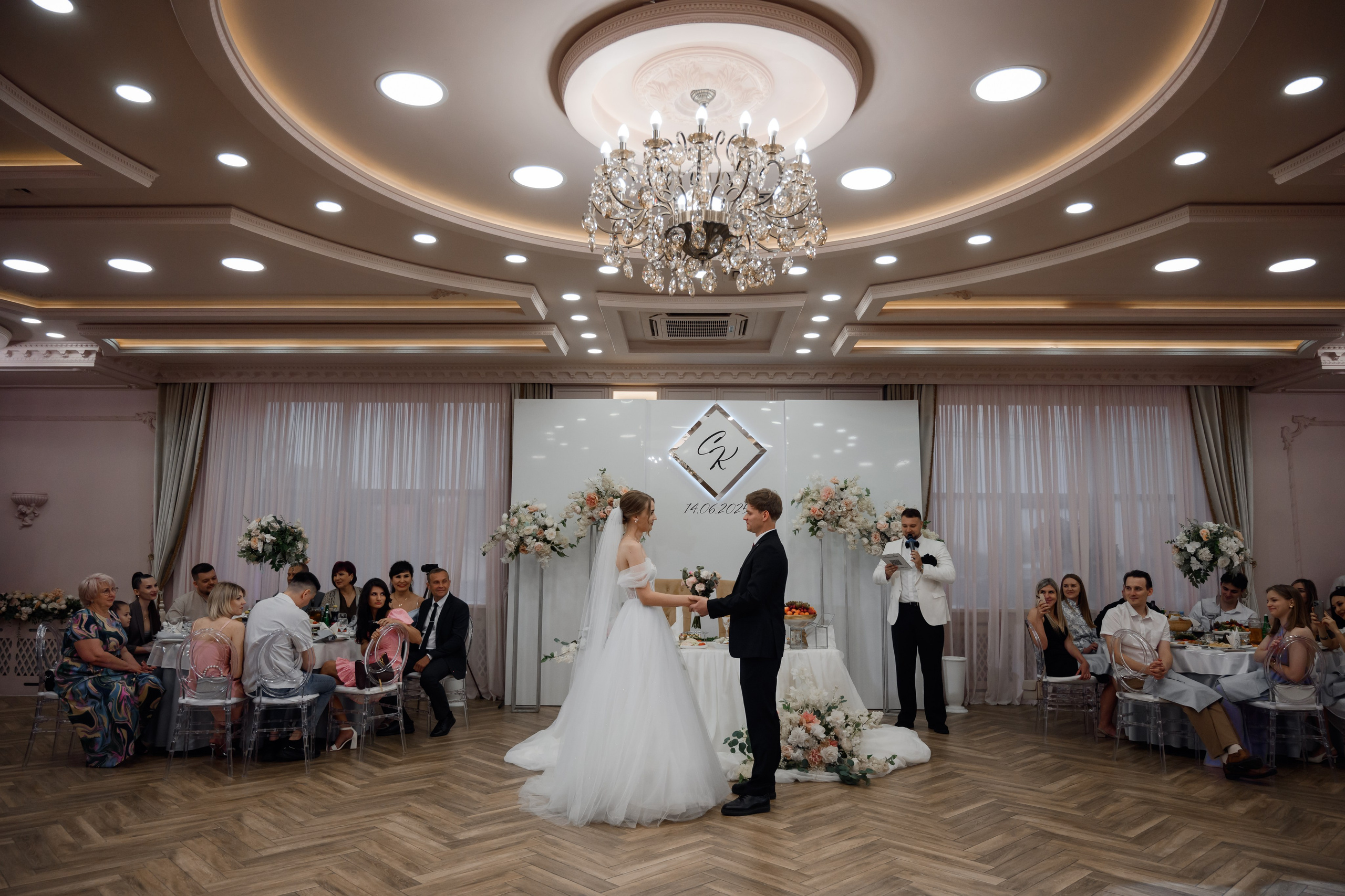 С + К. Свадебный фотограф в г. Астрахань. Так же выезжаю в другие города