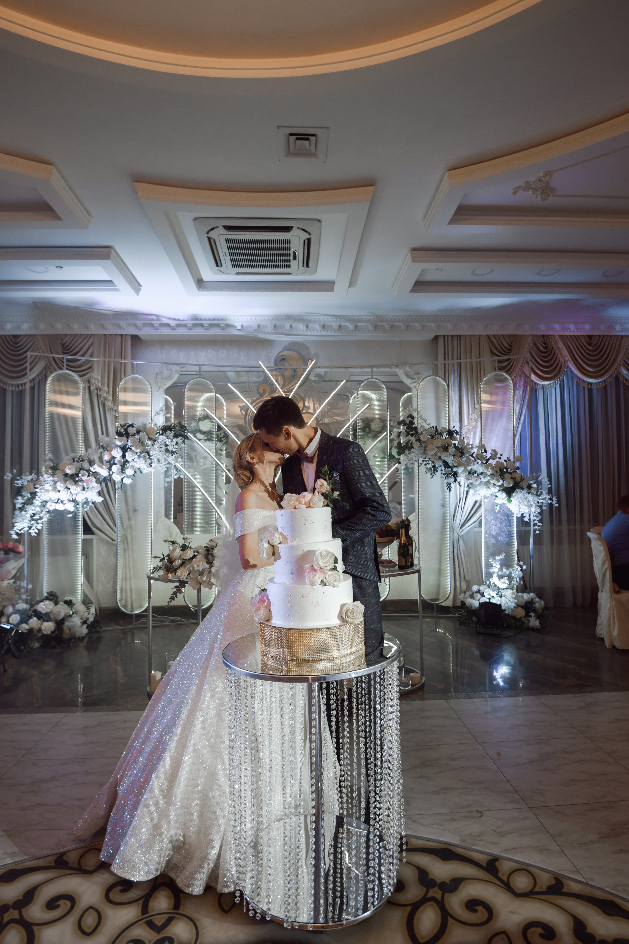 B & A. Свадебный фотограф в г. Астрахань. Так же выезжаю в другие города