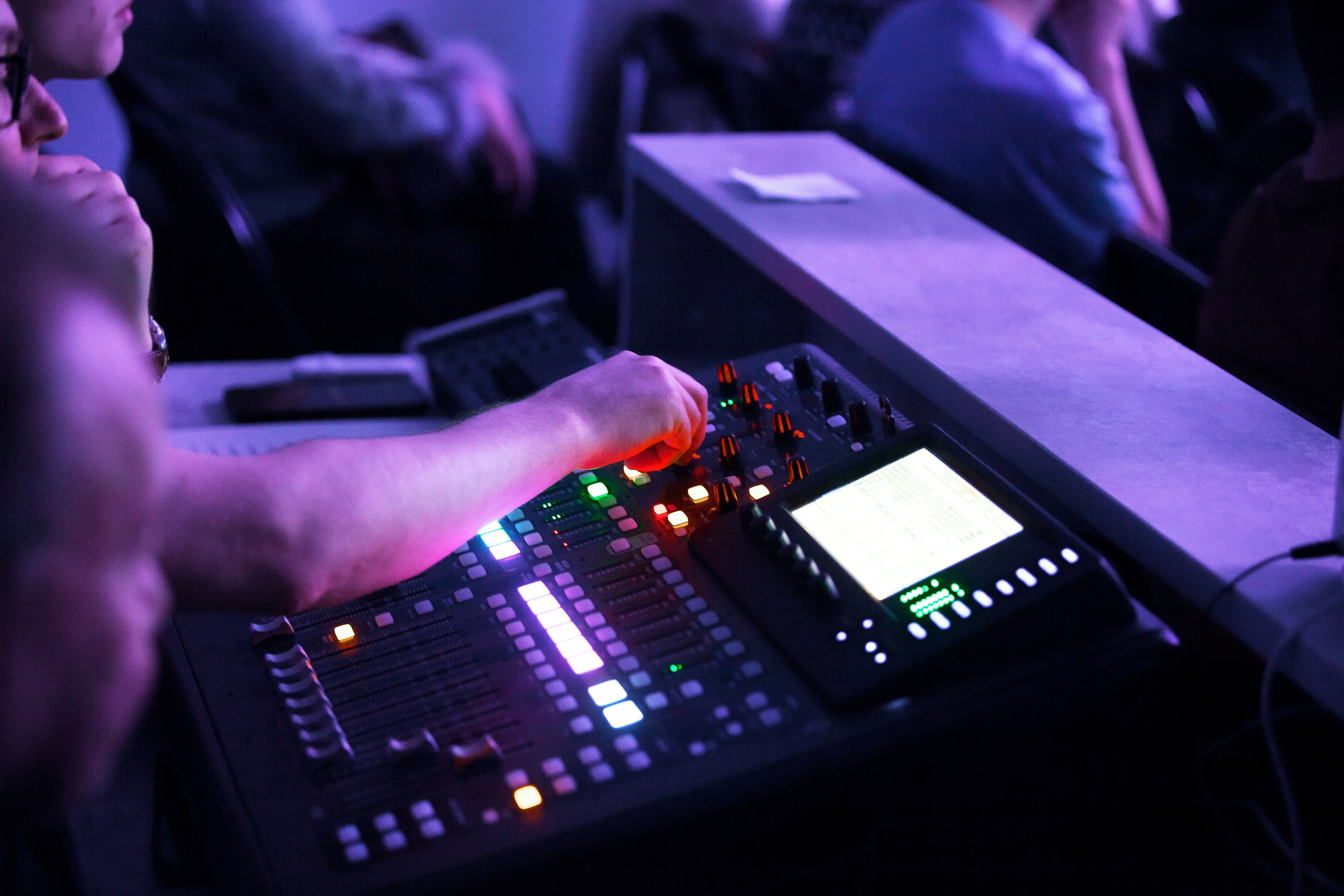 Дамир. Сольный концерт. Design Muginov