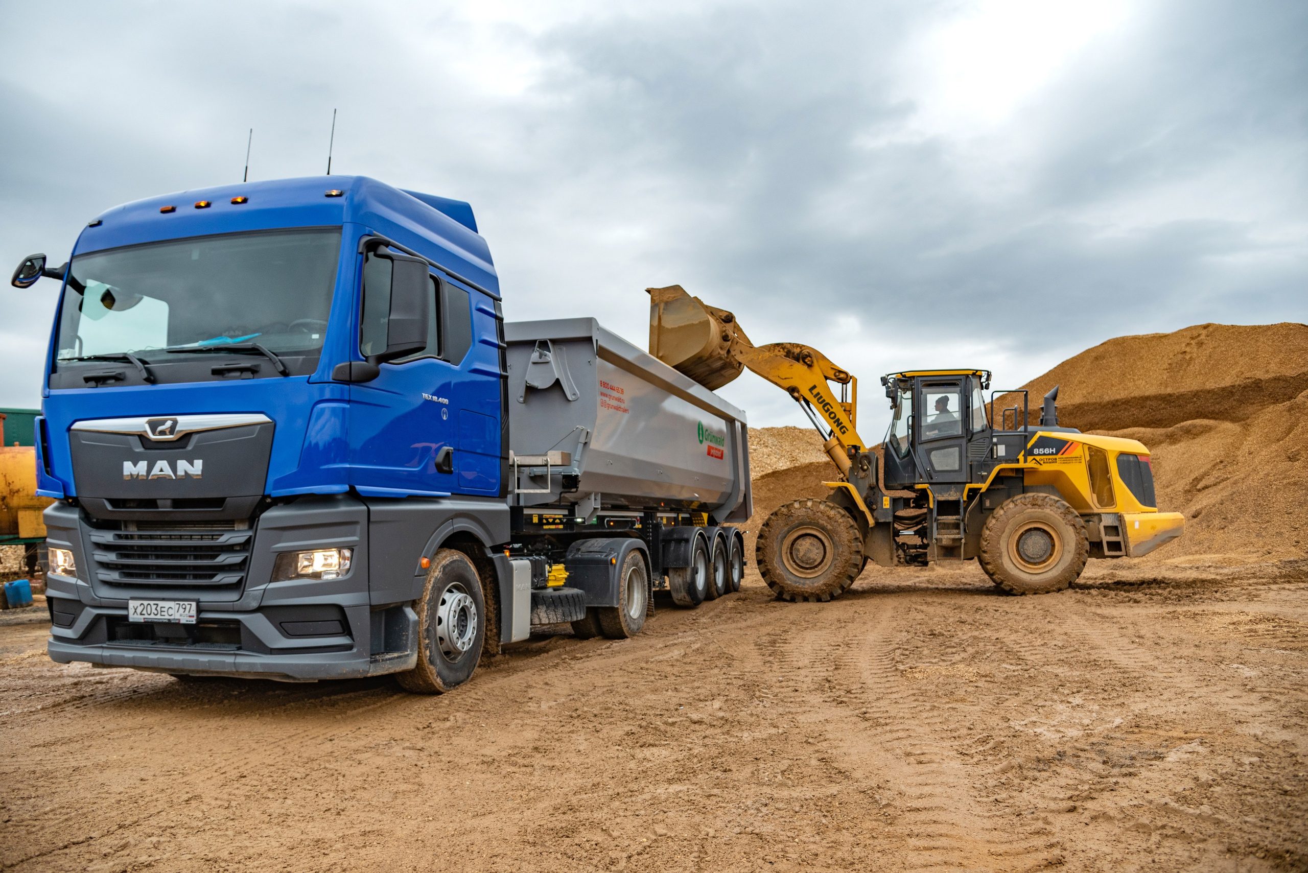 Фотосъёмка: Коммерческая техника / Грузовые авто в Москве. Интерьерный & Репортажный фотограф Озеров Денис, г. Москва