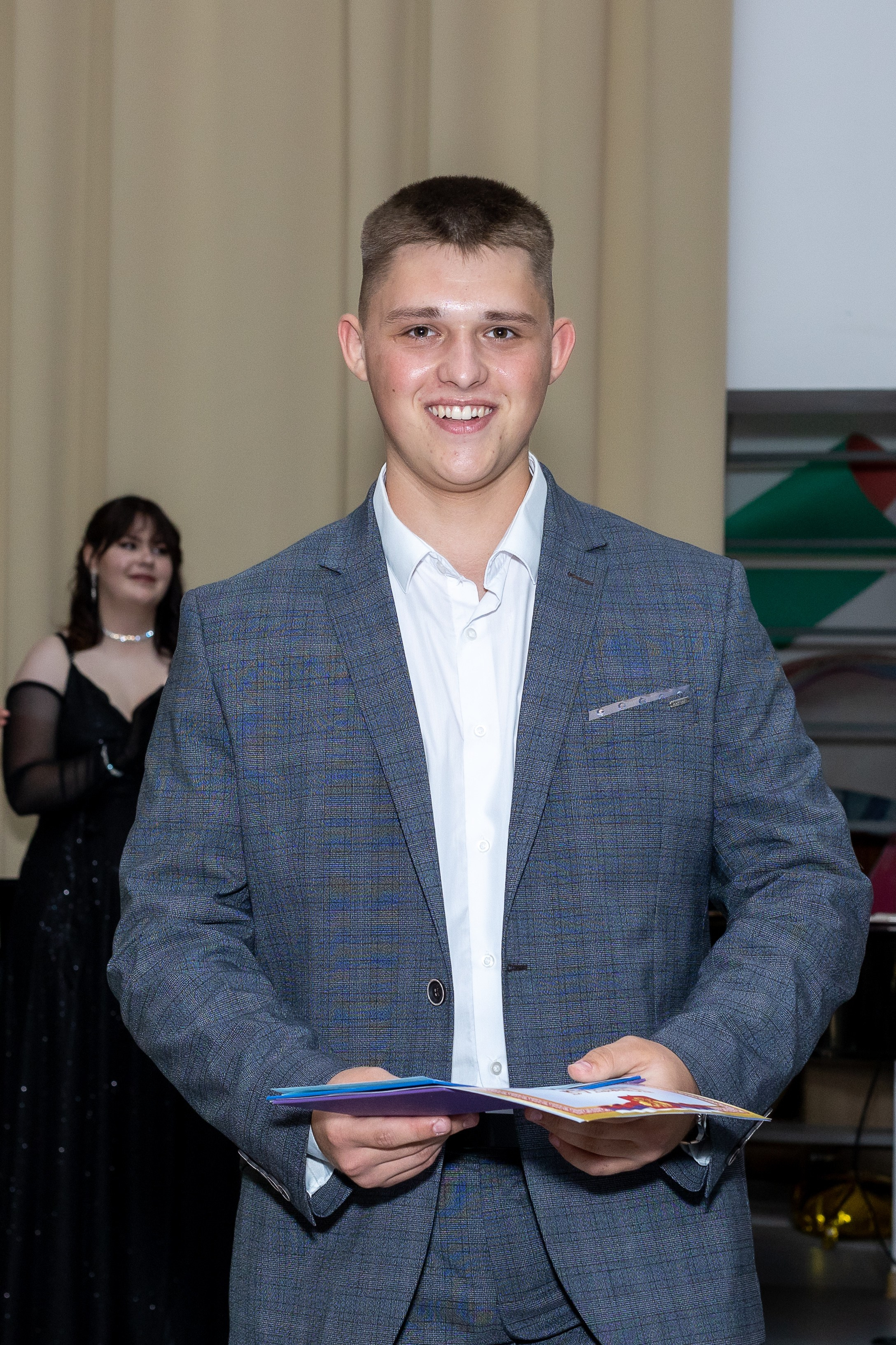 Вручение аттестата 2025. Выпускные альбомы Майкоп, Краснодар Елена Золотарева