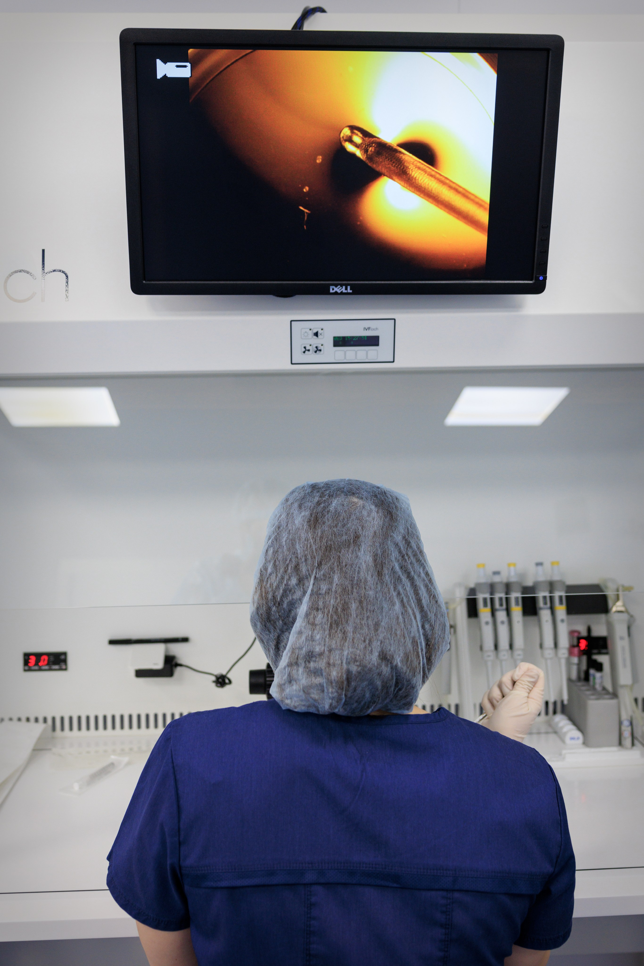 Бизнес-фотограф в Алматы — корпоративные съёмки, деловые портреты и репортажи. Профессиональный фотограф в Алматы