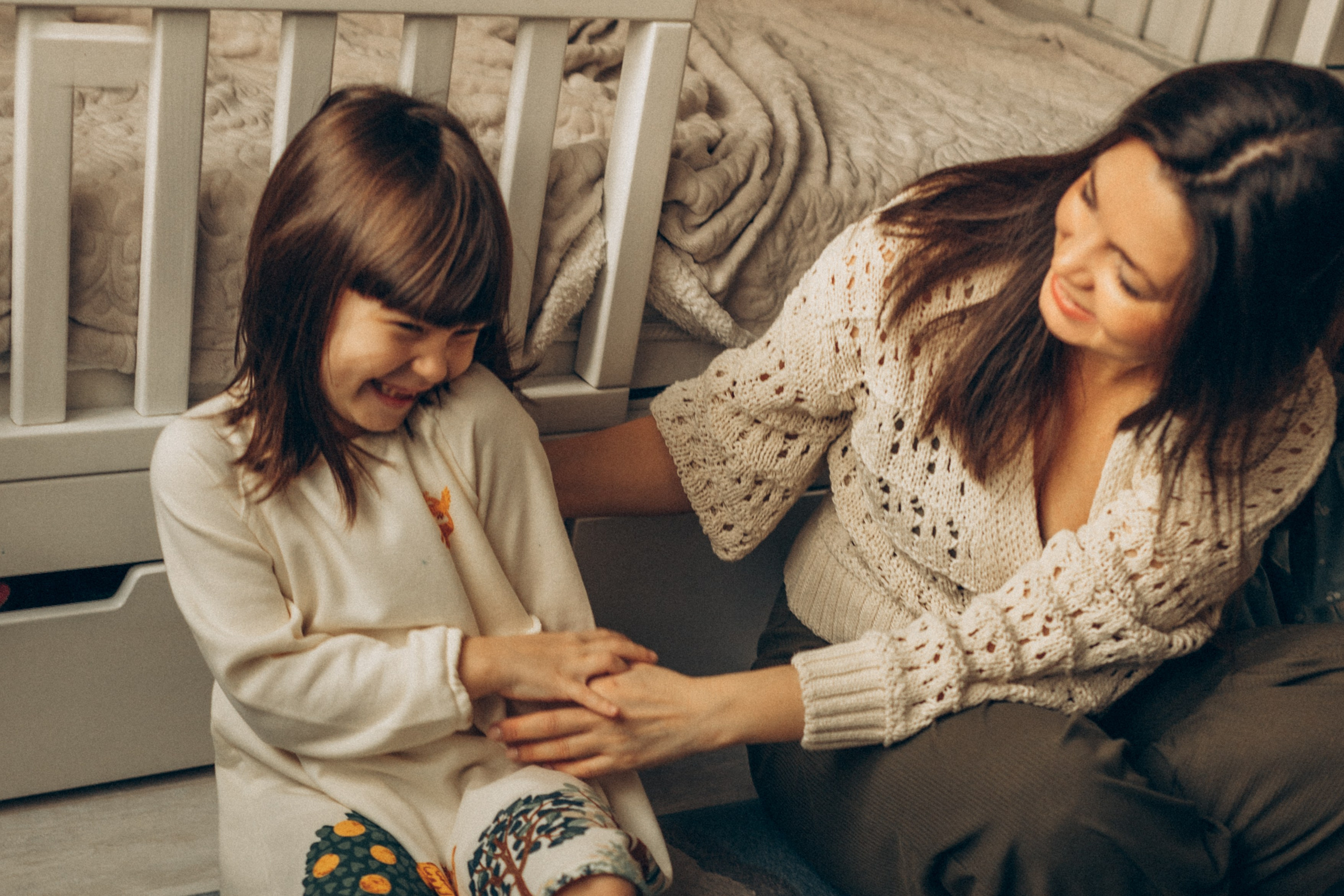 Наталья с Алиной и Ярославой. Семейный фотограф lifestyle в Новосибирске Елена Шпилевая