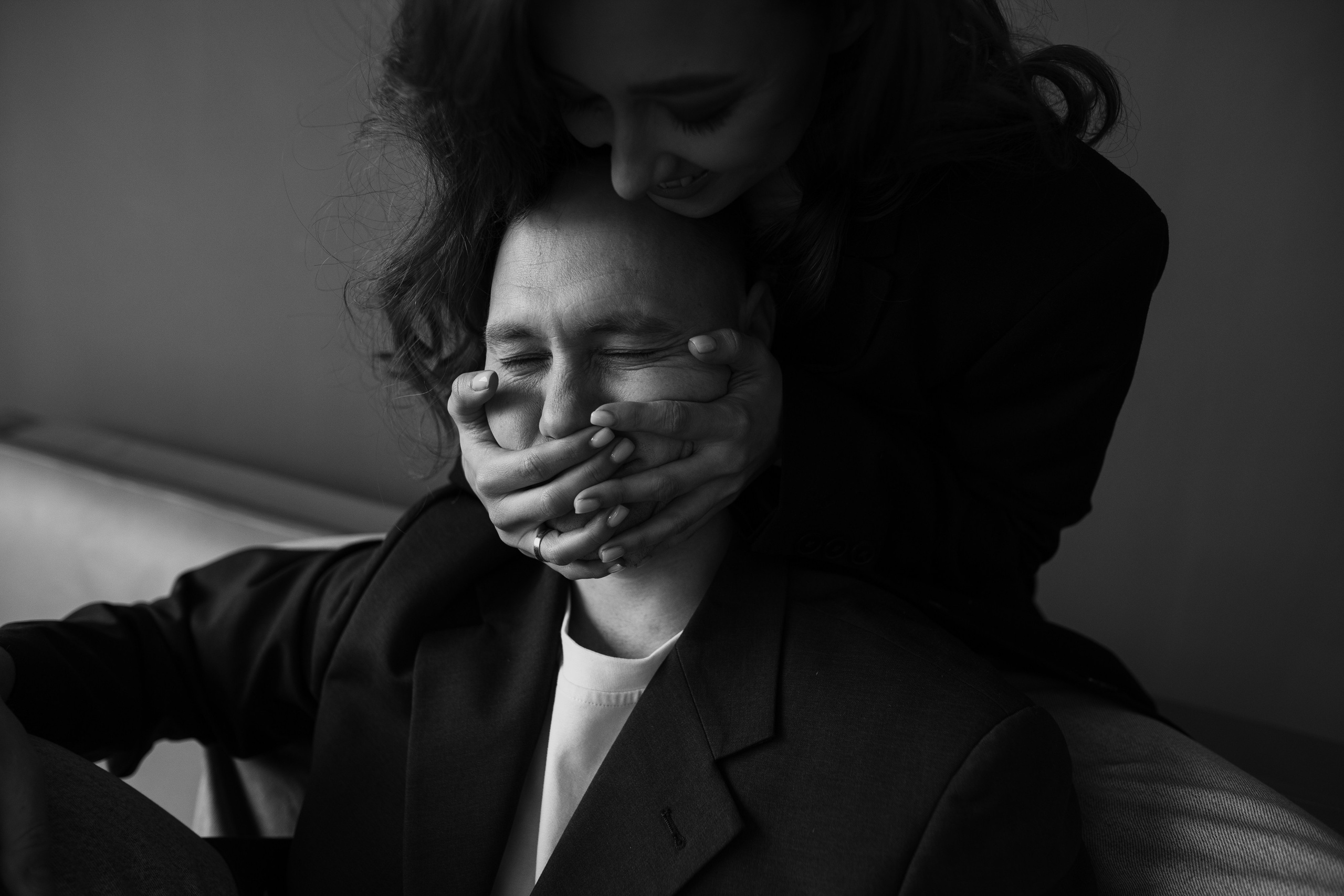 Любовь в белом зале. Варвара Синицына: семейный фотограф в Москве