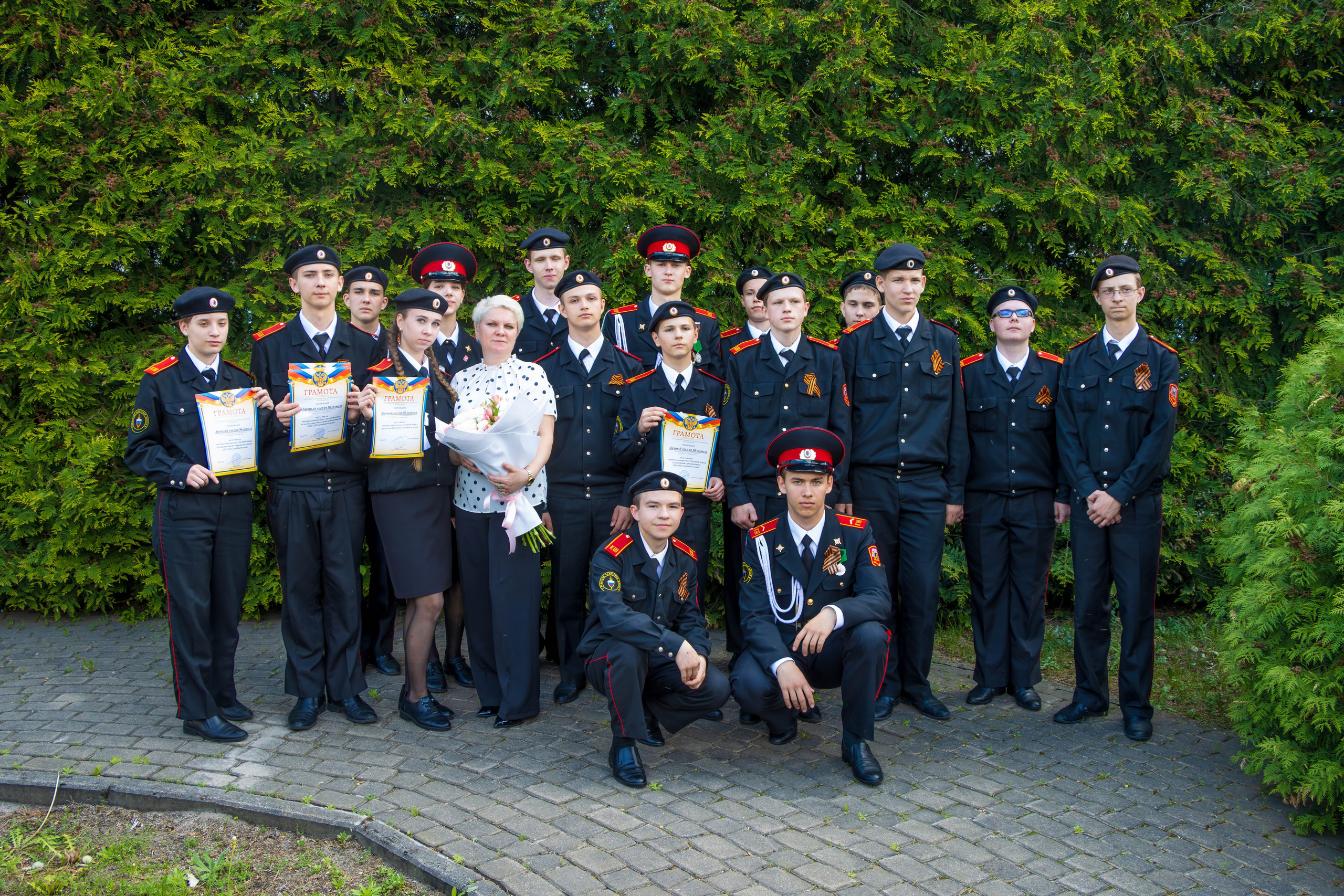 Последний звонок 2025 взвод 8"б». Фотограф Татьяна Матрос