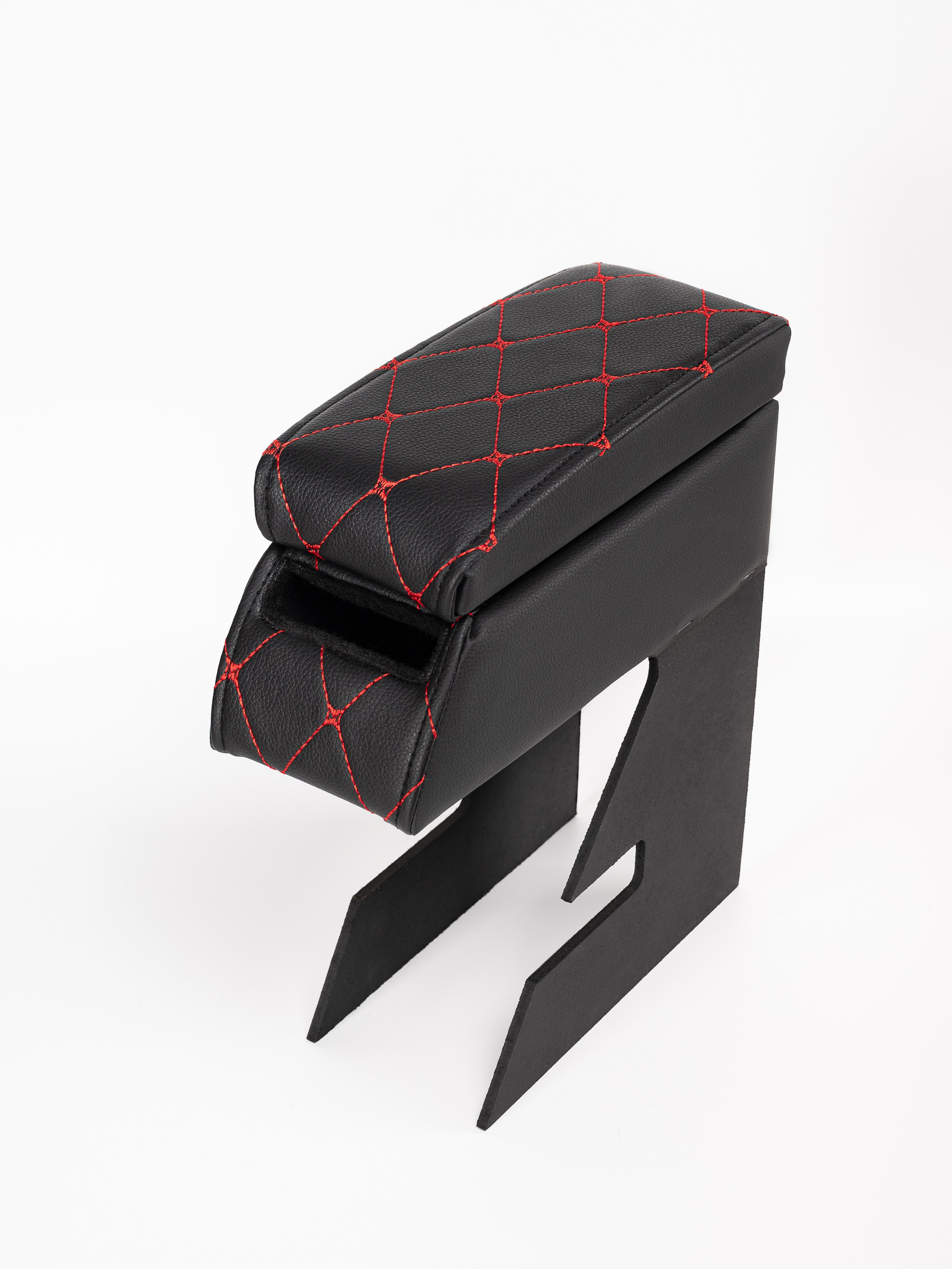 Автоподлокотники предметка стёганые серия 3. Предметный фотограф, фото для маркетплейсов Пятигорск, КМВ