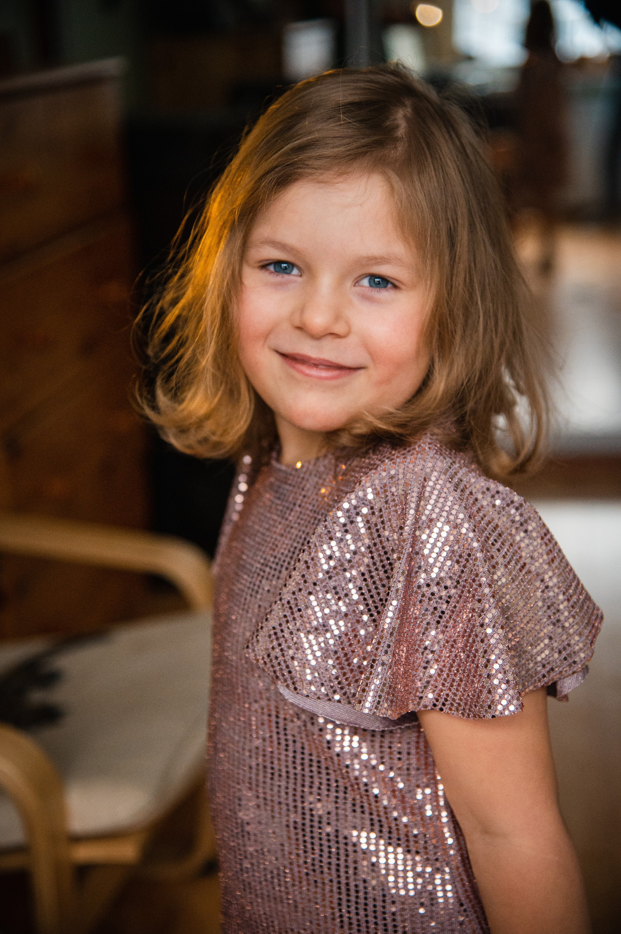 2021 Домашняя семейная фотосессия. Аня, Олег, Дуся и Лёша. Семейный, портретный, репортажный фотограф lifestyle в Москве и Кирове