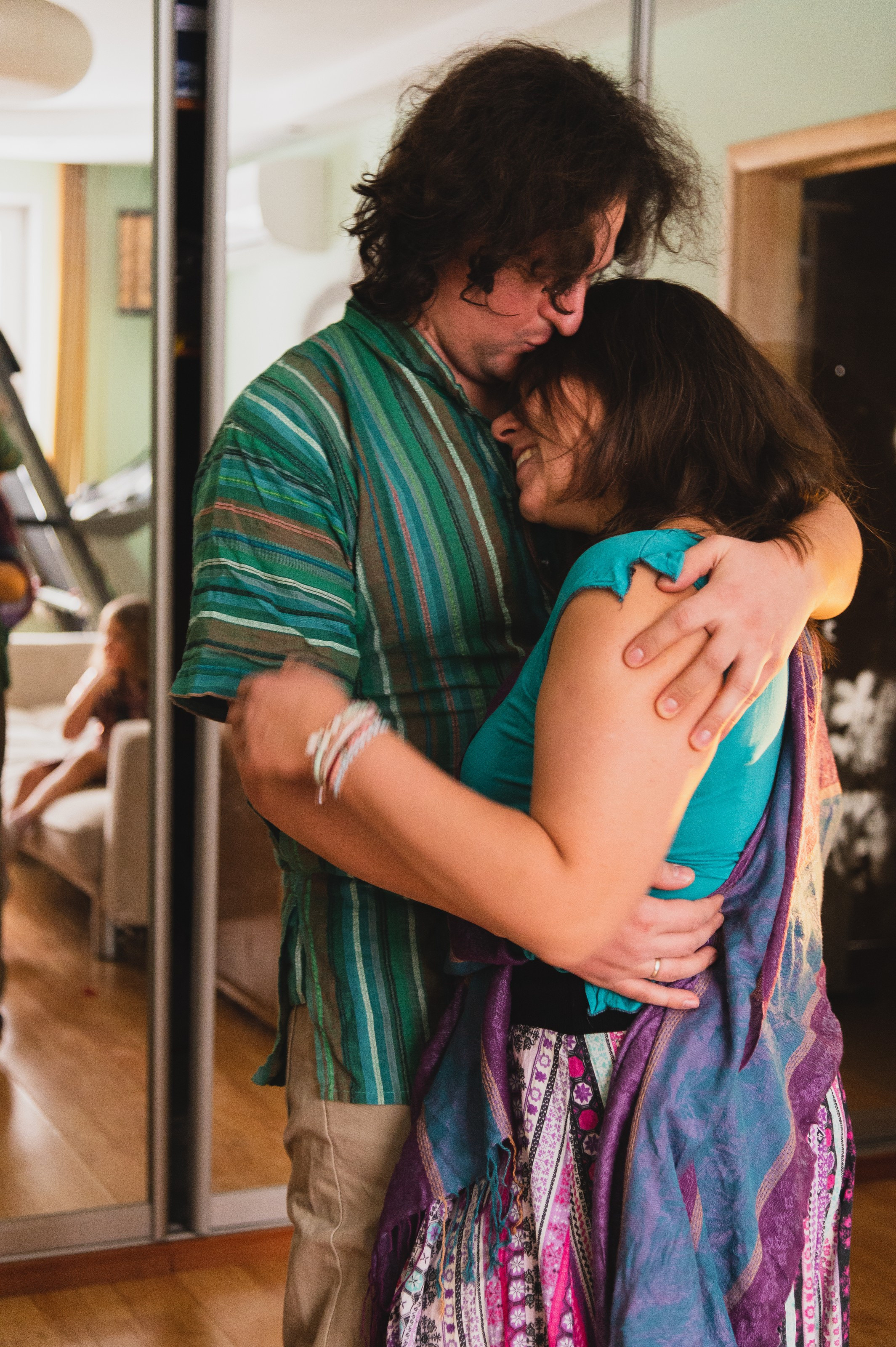 2021 Домашняя семейная фотосессия. Аня, Олег, Дуся и Лёша. Семейный, портретный, репортажный фотограф lifestyle в Москве и Кирове