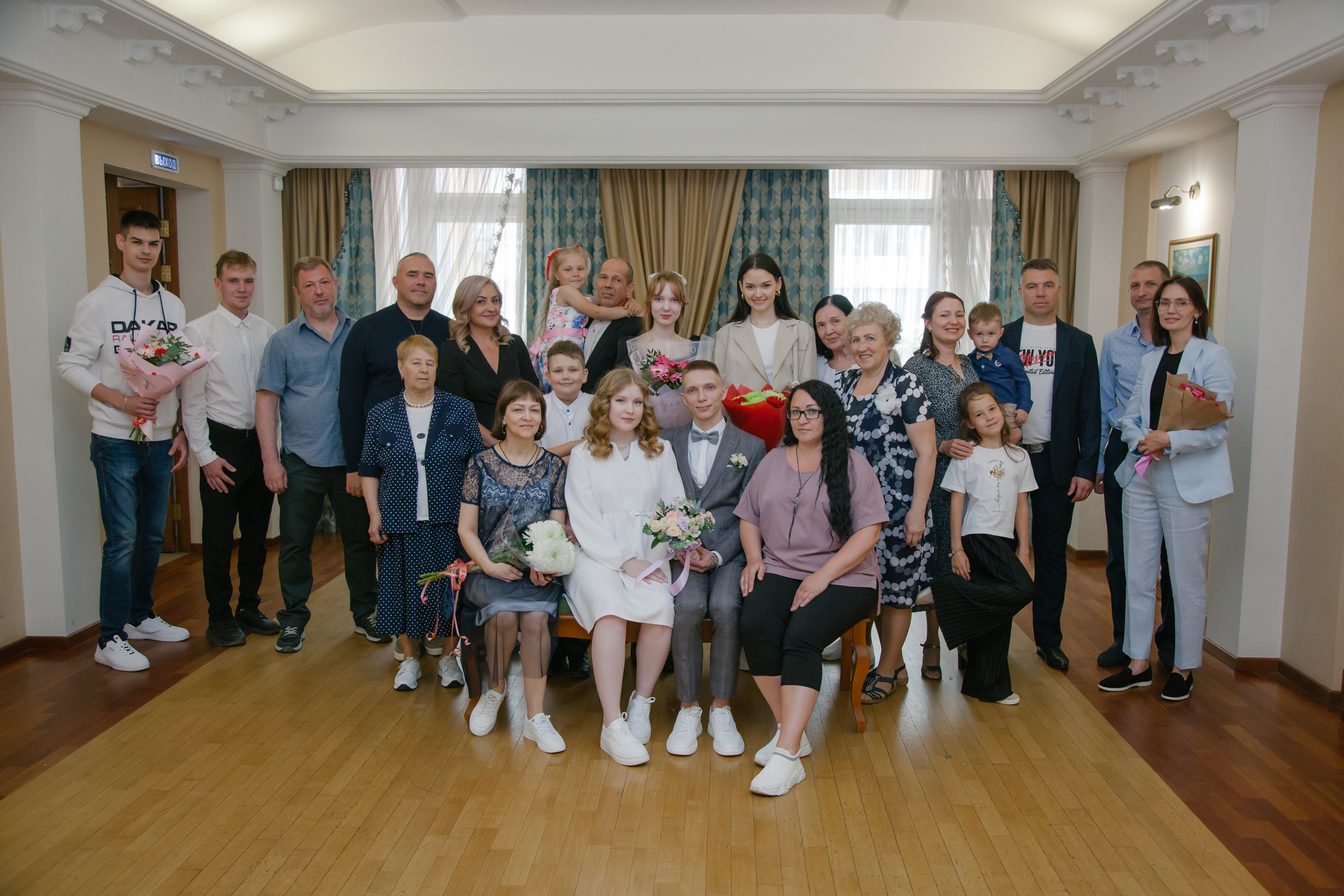 Солнечный. Свадебный фотограф в Екатеринбурге Полевской Соликамск