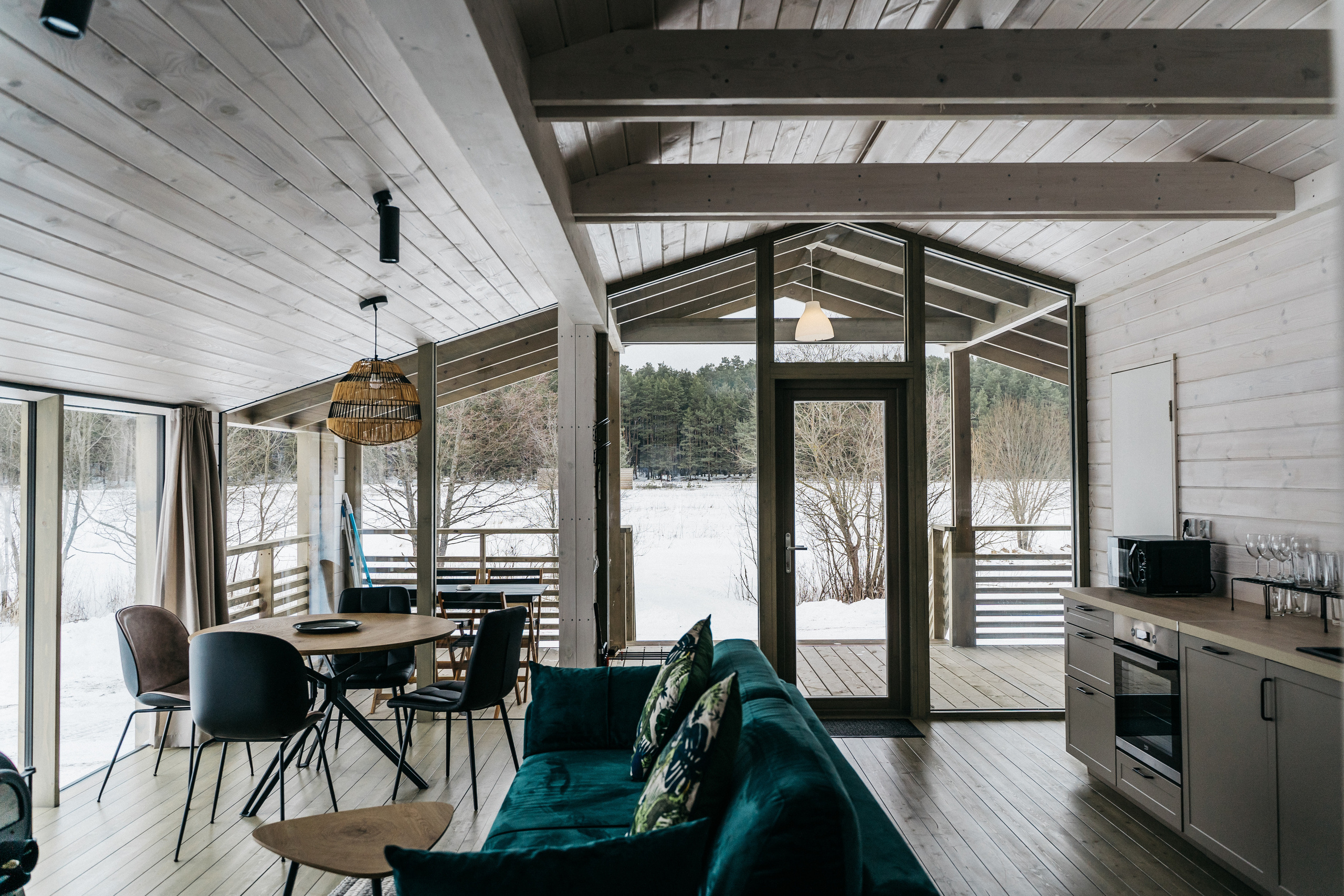 Атмосфера в Pineriver (зима/лето). Фото и видео для бизнеса Обнинск, Калуга, Москва