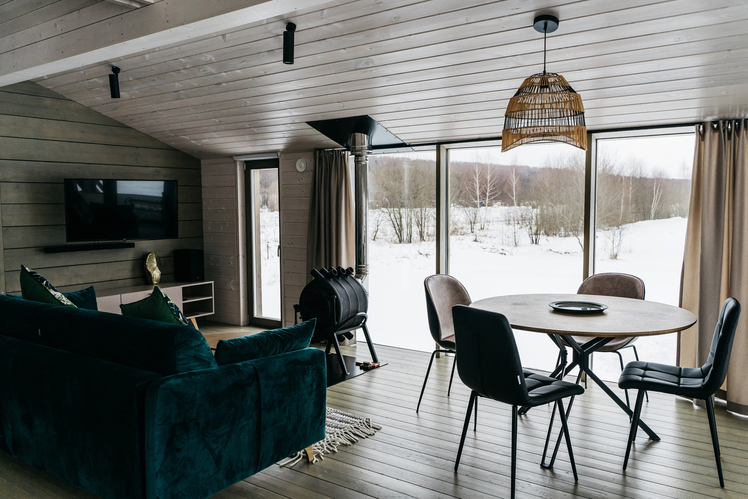 Атмосфера в Pineriver (зима/лето). Фото и видео для бизнеса Обнинск, Калуга, Москва