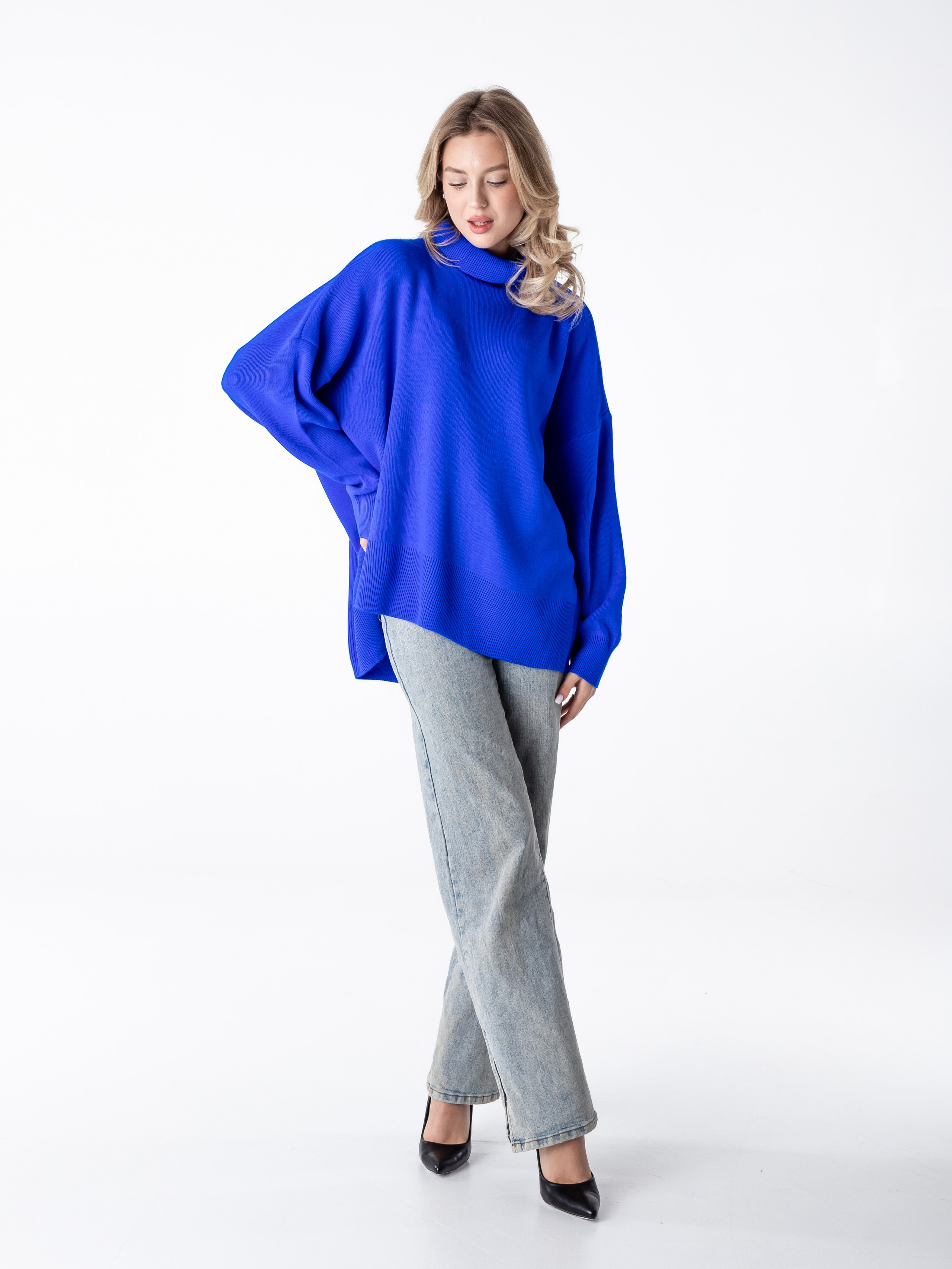 Свитер. Фотограф в Краснодаре Арина Кудряшова