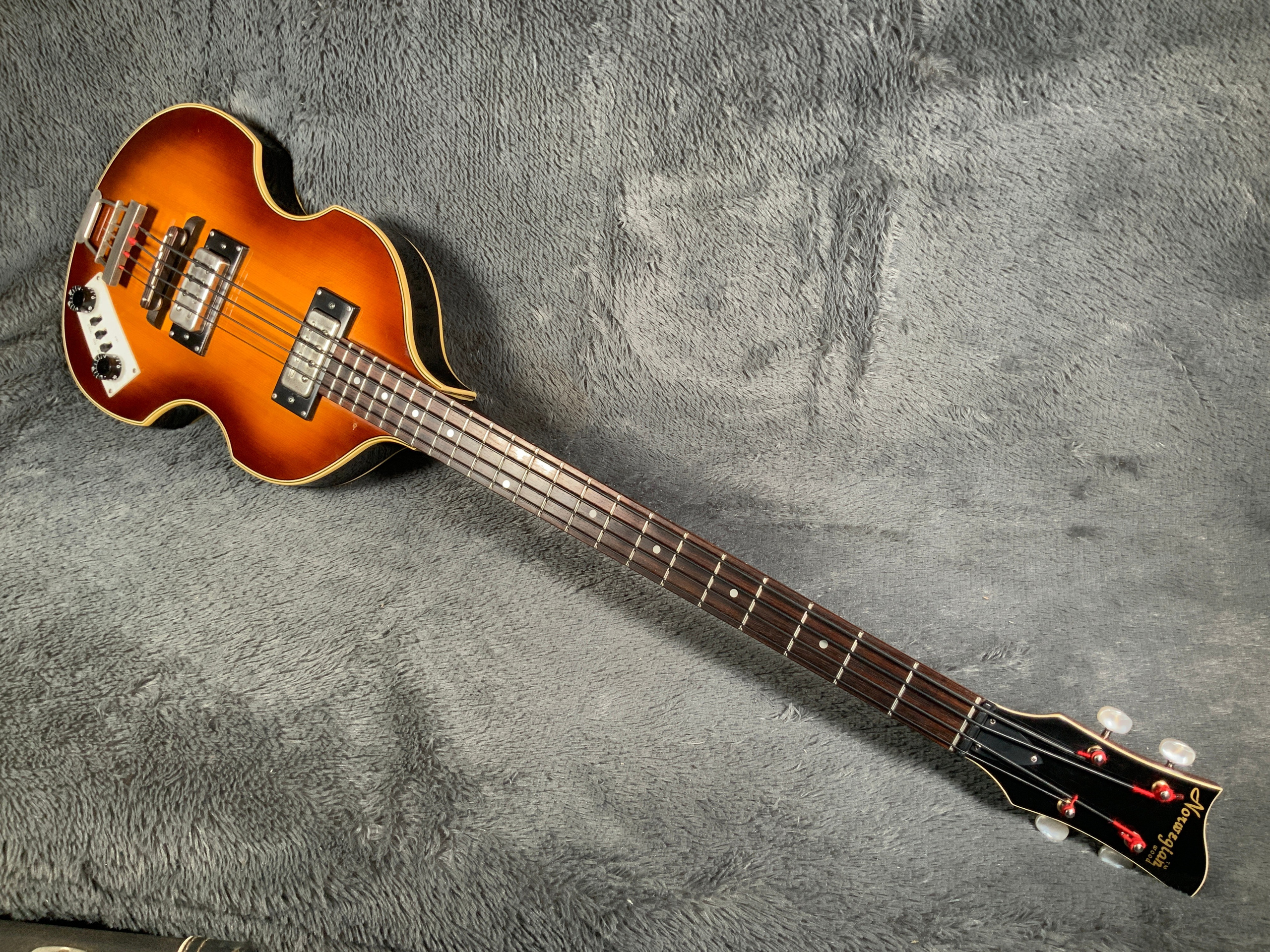 Norwegian Wood Vaio Bass