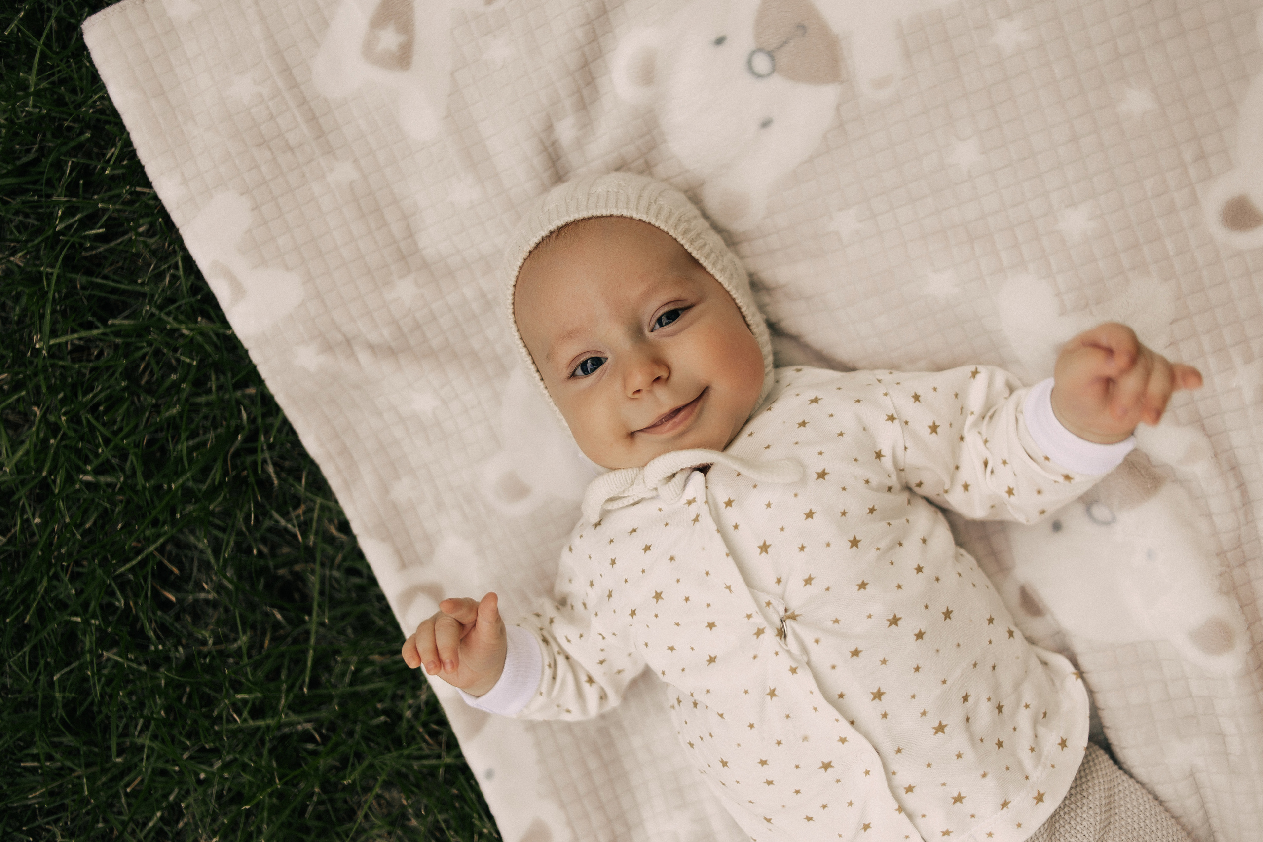 Аня, Серёжа и Лёшенька. Главная