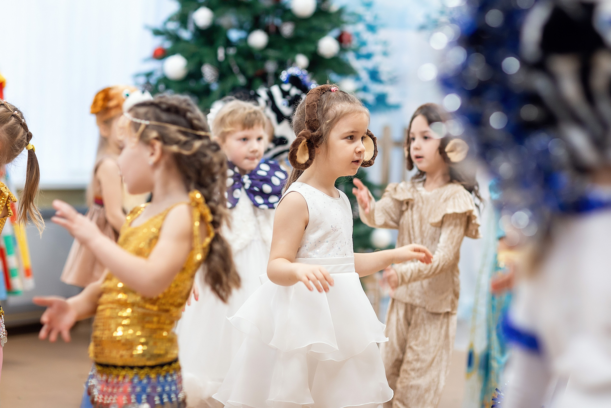 Утренник_"Веселый балаганчик» 2024. Семейный фотограф в Санкт-Петербурге