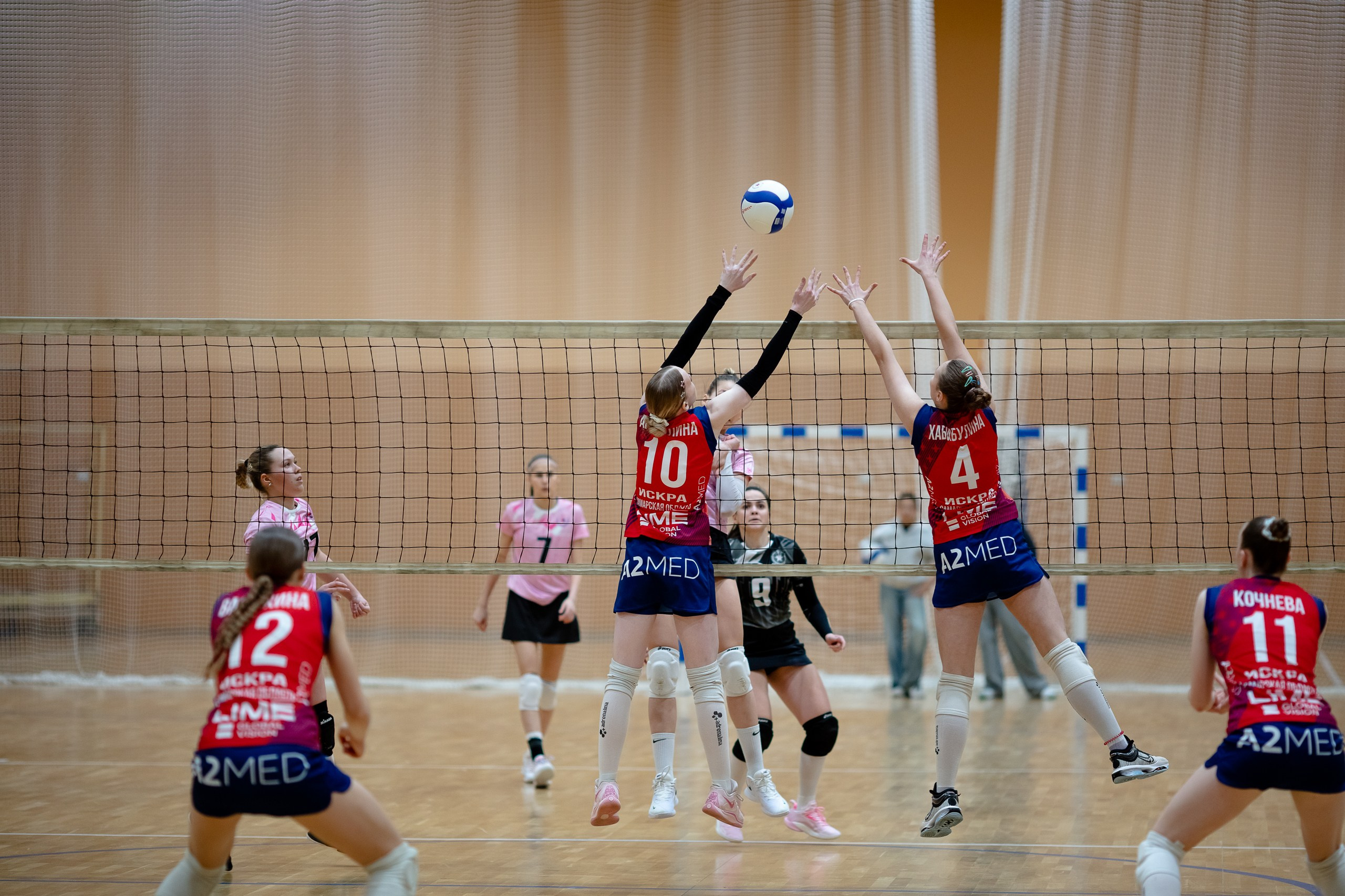 СШ11 — Искра / 2 игра. Фотография